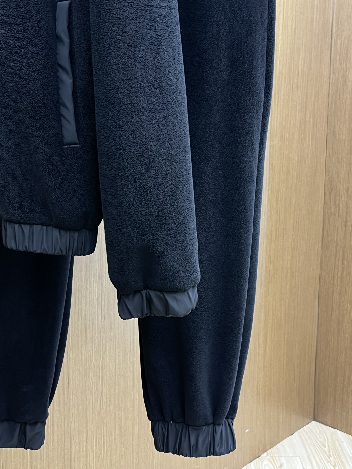 秋冬/套 CANADA 🔥GW最新款老爹休闲风休闲套装 最新最顶级经典重工刺绣字母排列经典图案潮流连帽休