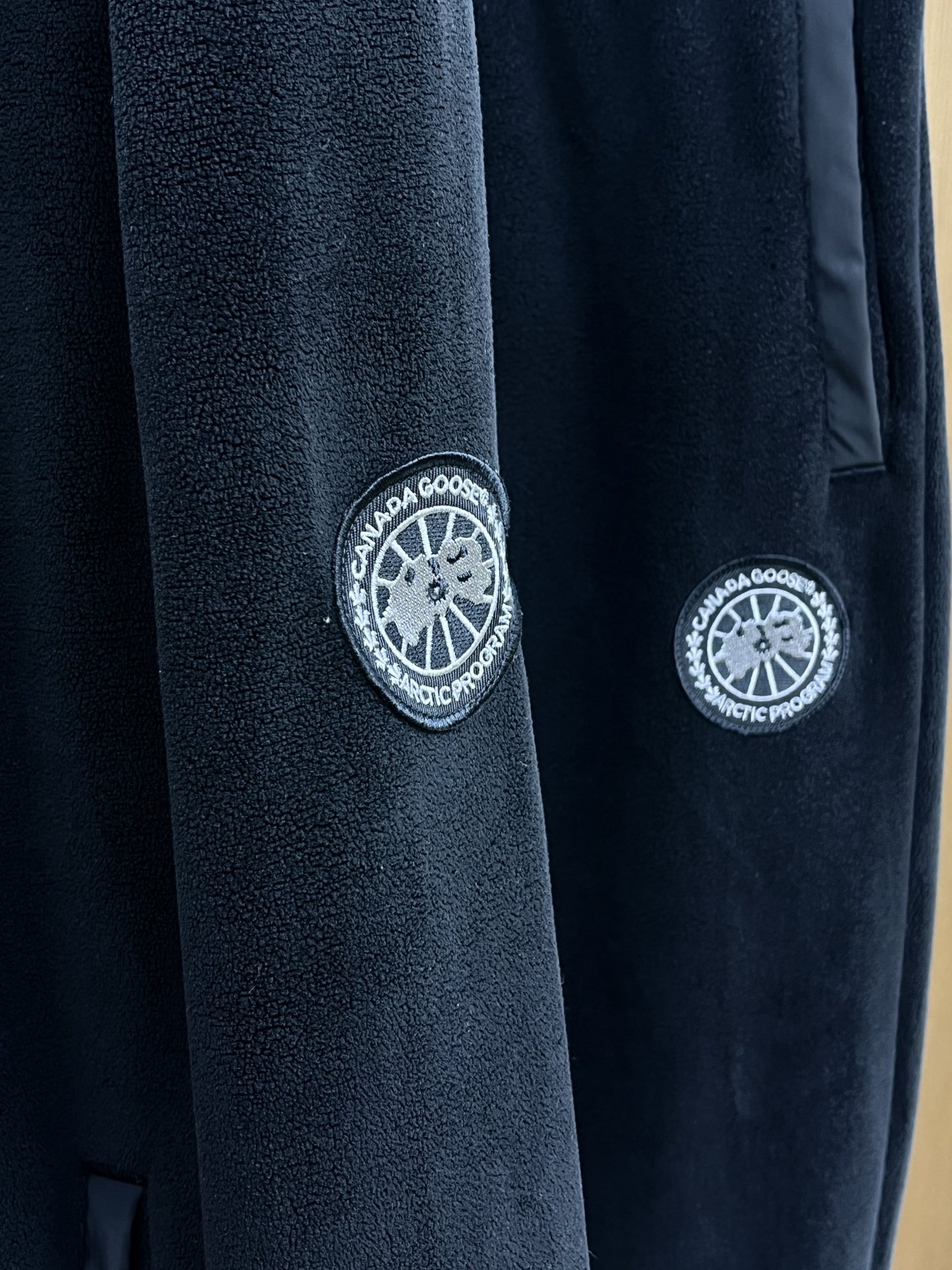 秋冬/套 CANADA 🔥GW最新款老爹休闲风休闲套装 最新最顶级经典重工刺绣字母排列经典图案潮流连帽休