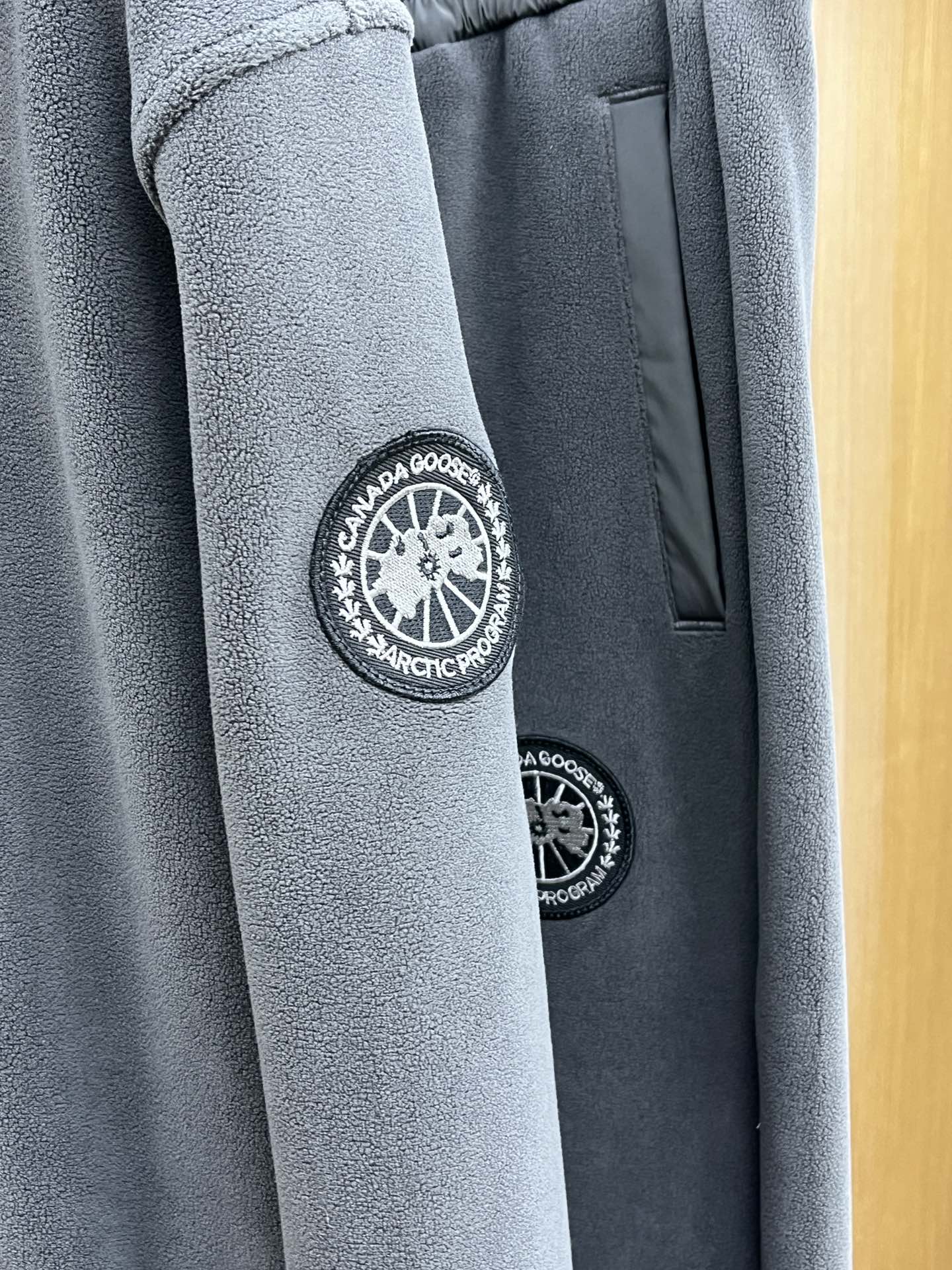 秋冬/套 Canada 🔥GW最新款老爹休闲风休闲套装 最新最顶级经典重工刺绣字母排列经典图案潮流连帽休