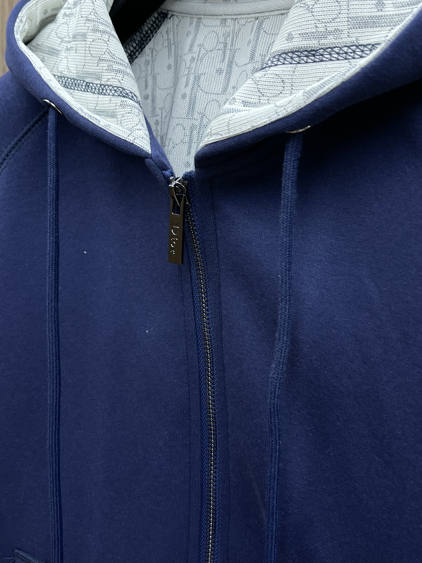 秋冬/套 CD 🔥GW最新款休闲风休闲套装 最新最顶级经典重工刺绣字母排列经典图案潮流连帽休闲开衫套装，