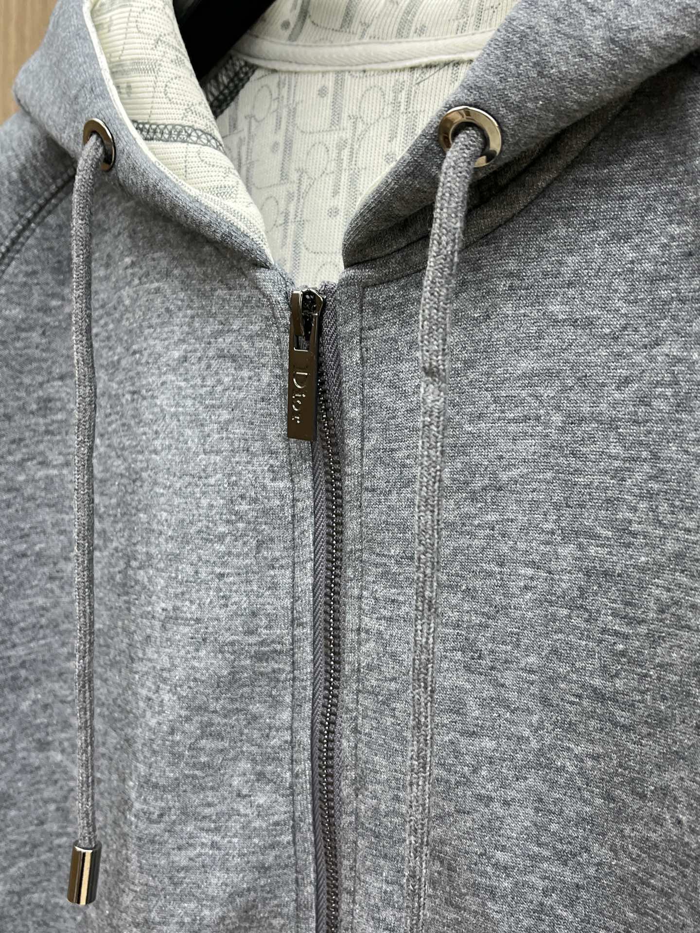 秋冬/套 CD 🔥GW最新款休闲风休闲套装 最新最顶级经典重工刺绣字母排列经典图案潮流连帽休闲开衫套装，