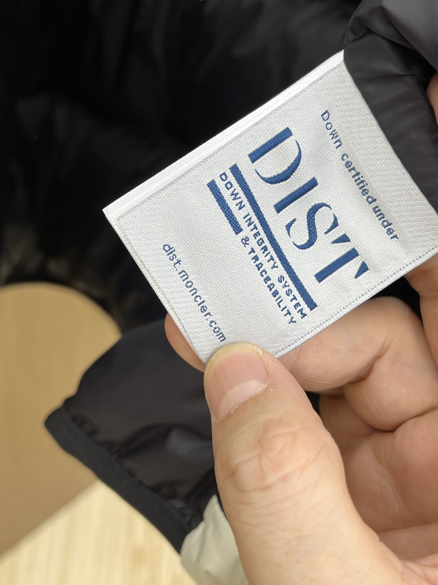 秋冬羽绒 Mon 羽绒服2025最新款时尚设计师款羽绒外套.（连帽可拆卸）处处细节显工艺足够的高级 结构