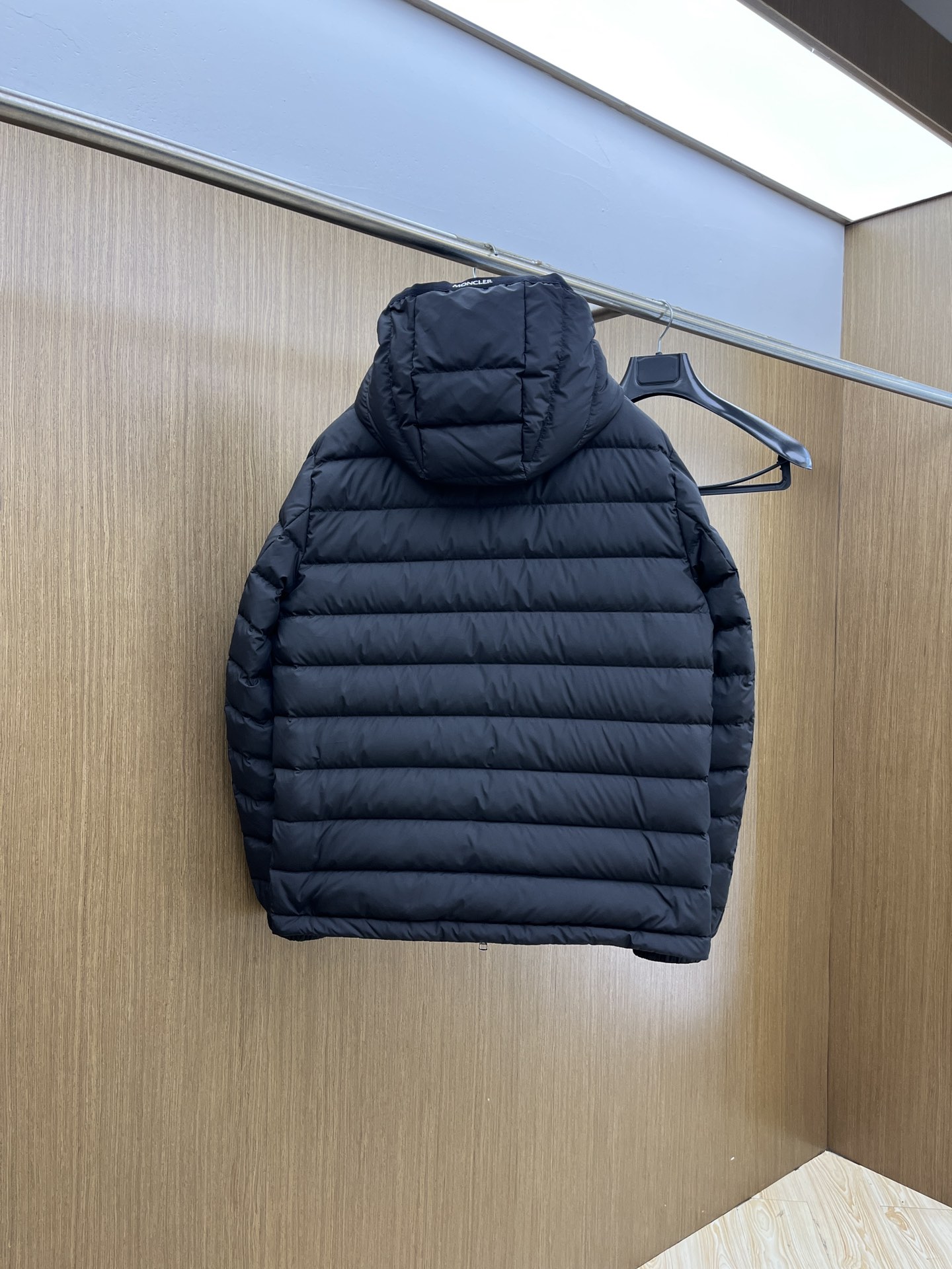 秋冬羽绒 Mon 🔥🔥羽绒服2025最新款时尚设计师款羽绒外套.（连帽不可可拆卸）处处细节显工艺足够的高