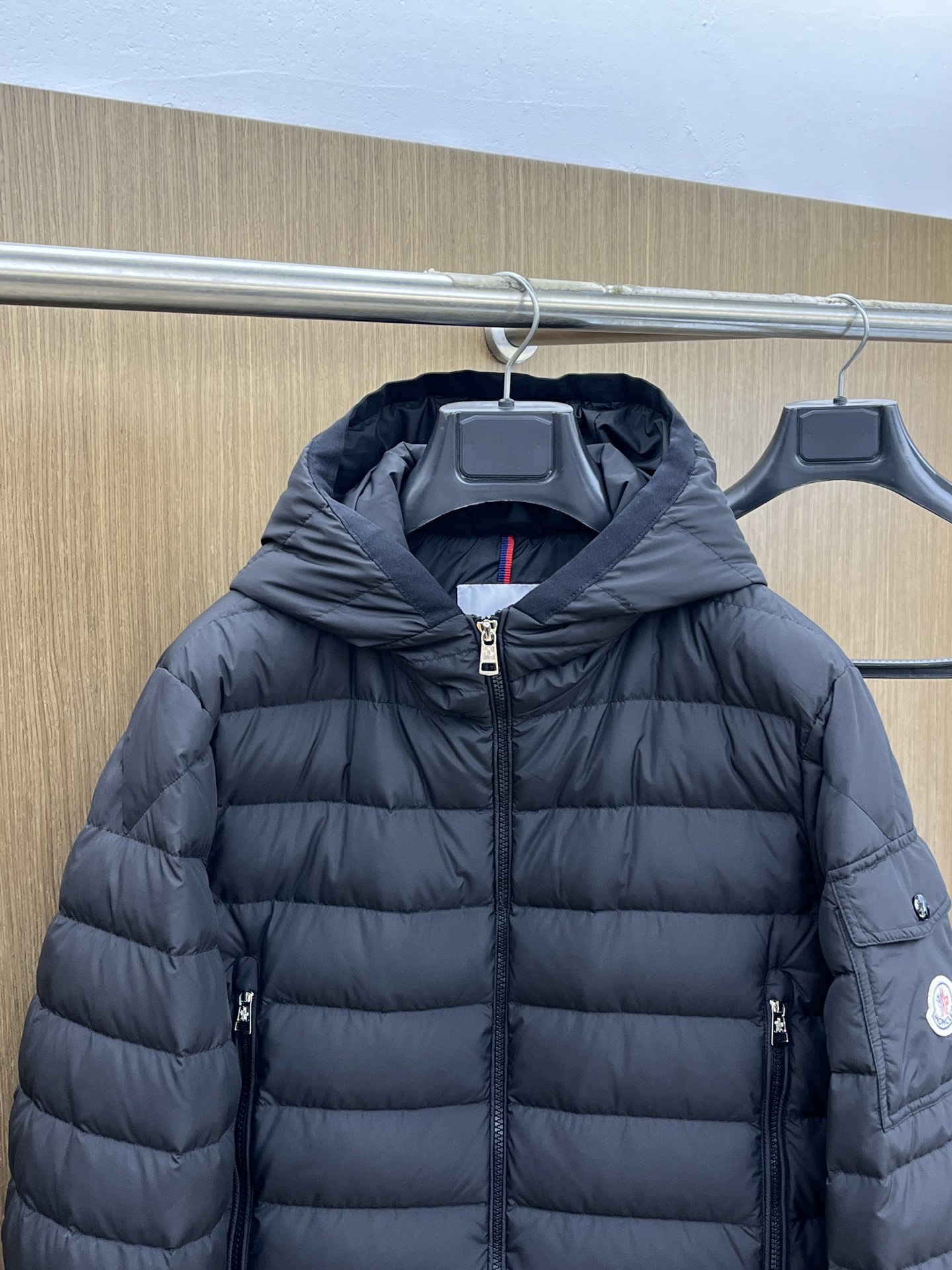 秋冬羽绒 Mon 🔥🔥羽绒服2025最新款时尚设计师款羽绒外套.（连帽不可可拆卸）处处细节显工艺足够的高