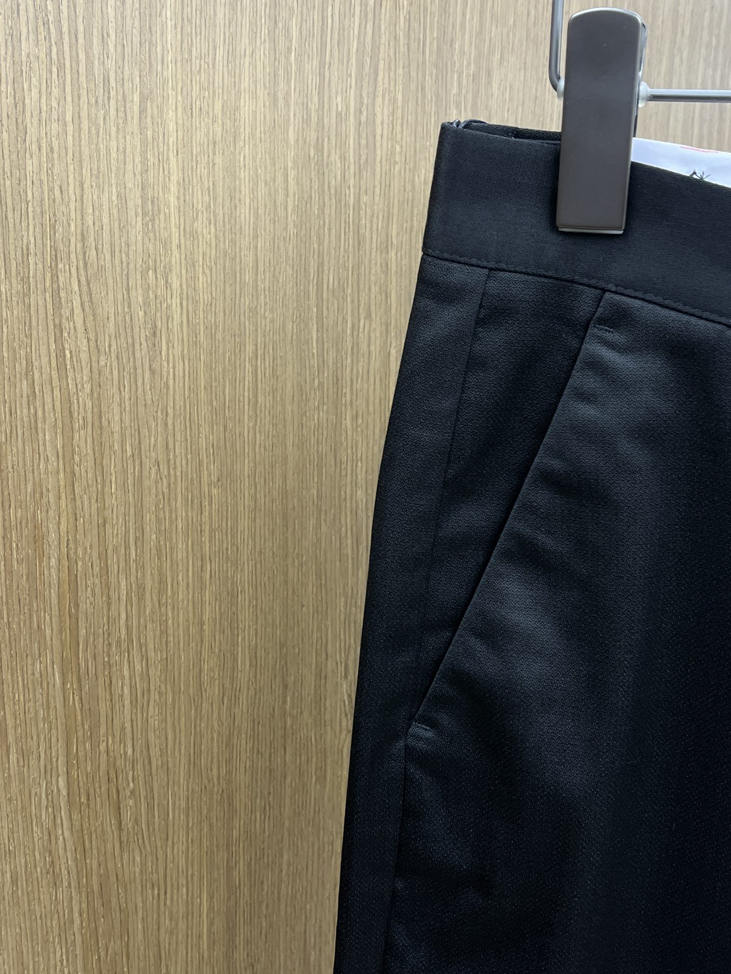 秋冬 BBR 🔥🔥ss秋冬新品，官网同步有售，男士高端商务休闲西裤，高端进口面料，带弹力，后面采用硅胶字