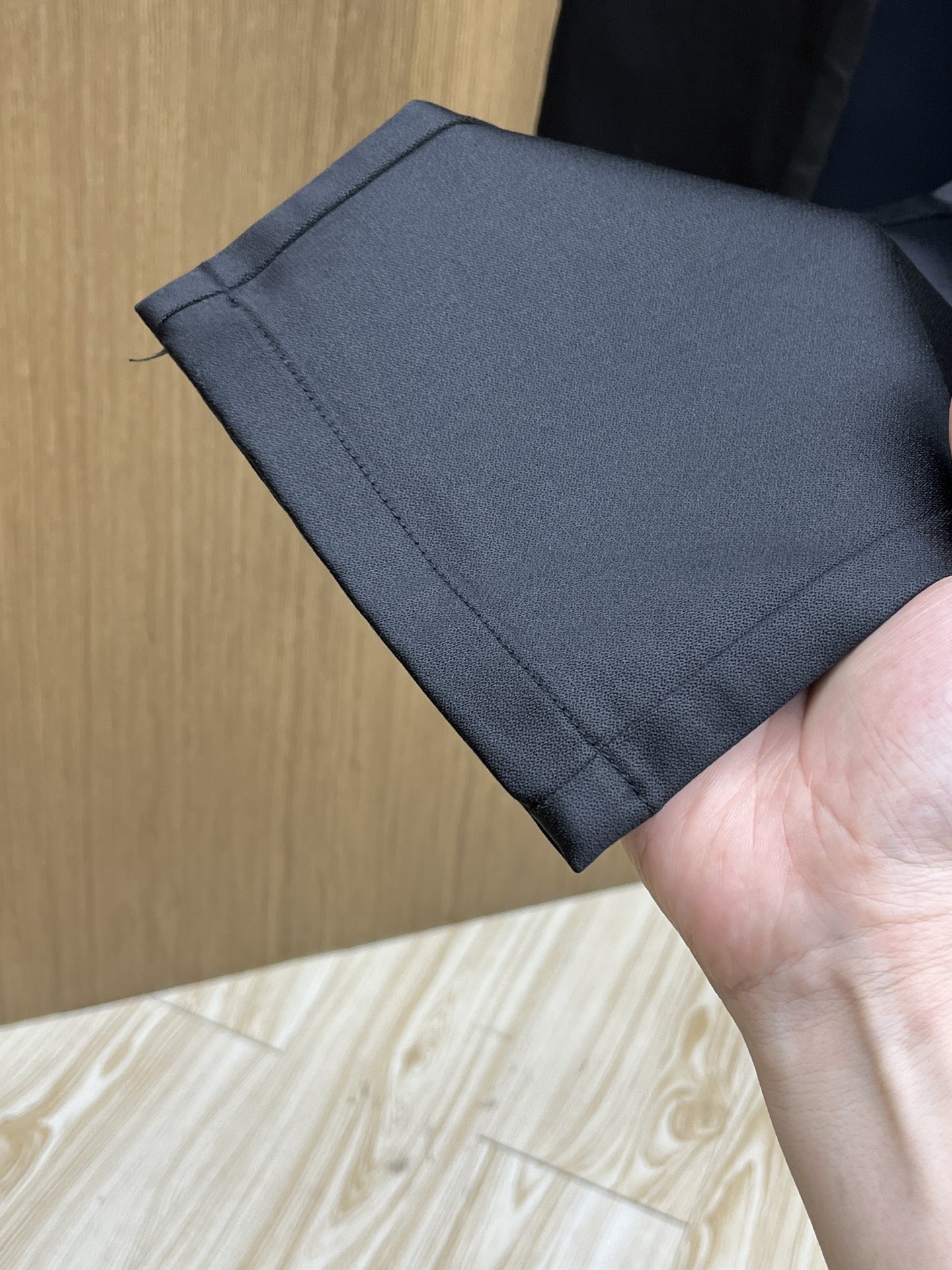 秋冬 BBR 🔥🔥ss秋冬新品，官网同步有售，男士高端商务休闲西裤，高端进口面料，带弹力，后面采用硅胶字