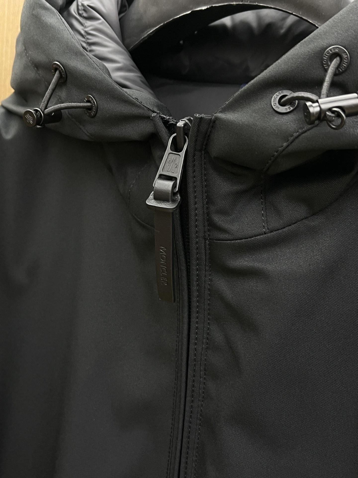 秋冬羽绒 🆕Moncler蒙口 羽绒服 2025最新款时尚设计师款羽绒外套.（连帽不可拆卸）处处细节显工