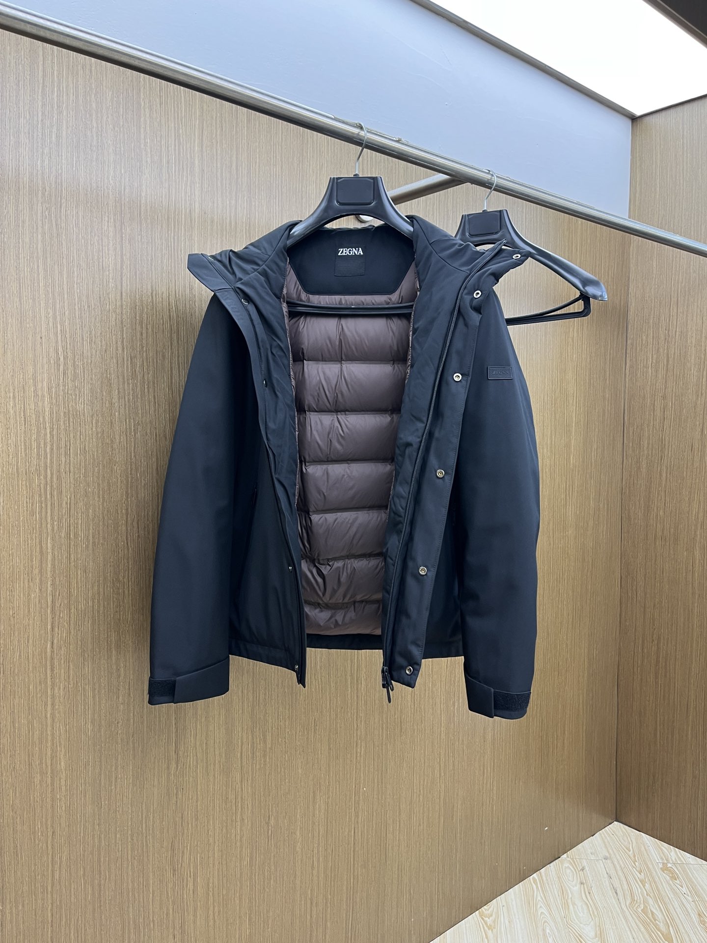 秋冬羽绒 🆕ZEGNA杰尼亚 羽绒服 2025最新款时尚设计师款羽绒外套.（连帽不可拆卸）处处细节显工艺