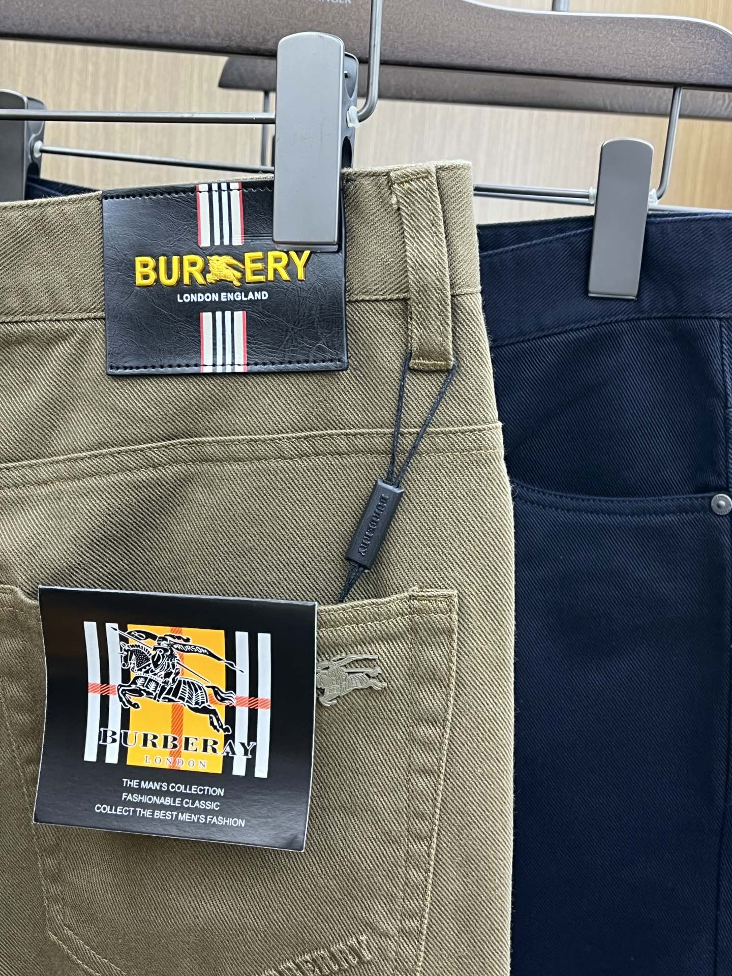 秋冬 BBR 🔥🔥ss秋冬新品，官网同步有售，男士高端商务休闲西裤，高端进口面料，带弹力，后面采用硅胶字