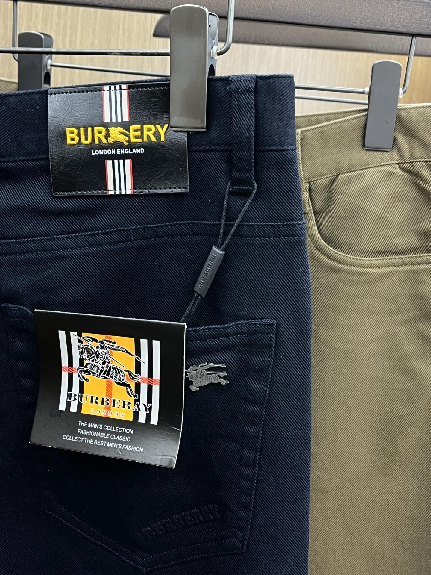 秋冬 BBR 🔥🔥ss秋冬新品，官网同步有售，男士高端商务休闲西裤，高端进口面料，带弹力，后面采用硅胶字