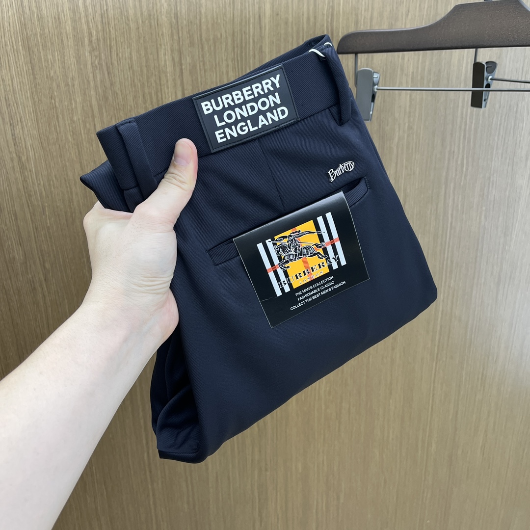 NO:656666,Autumn and winter BBR 1955ss new autumn and winter products, available on the official website at the same time, men's high-end business casual trousers, high-end imported fabrics, with elasticity, silicone letter gluing on the back, five collocations, both classic and fashionable, tailor-made, the upper body effect is unrestricted, comfortable and breathable, fax code number 30-3837,, alexander wang19860909秋冬 BBR 1955ss秋冬新品,官网同步有售,男士高端商务休闲西裤,高端进口面料,带弹力,后面采用硅胶字母压胶,五搭配,即经典又时尚,合体裁缝,上身效果无约束感 ,舒适透气fax 码数30-3837,,alexander wang,Men's clothing