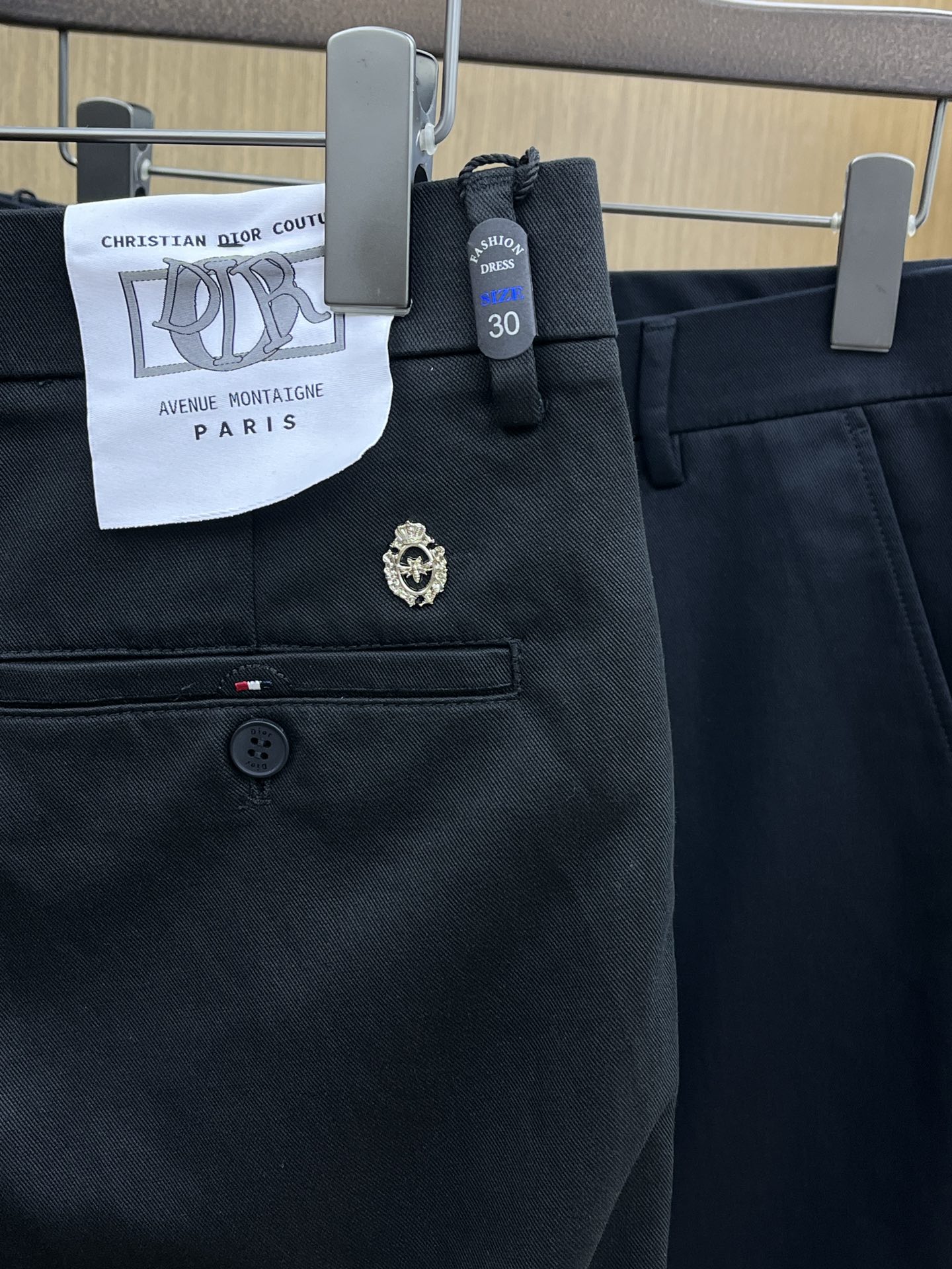 秋冬 CD 🔥🔥ss秋冬新品，官网同步有售，男士高端商务休闲西裤，高端进口面料，带弹力，后面采用硅胶字母