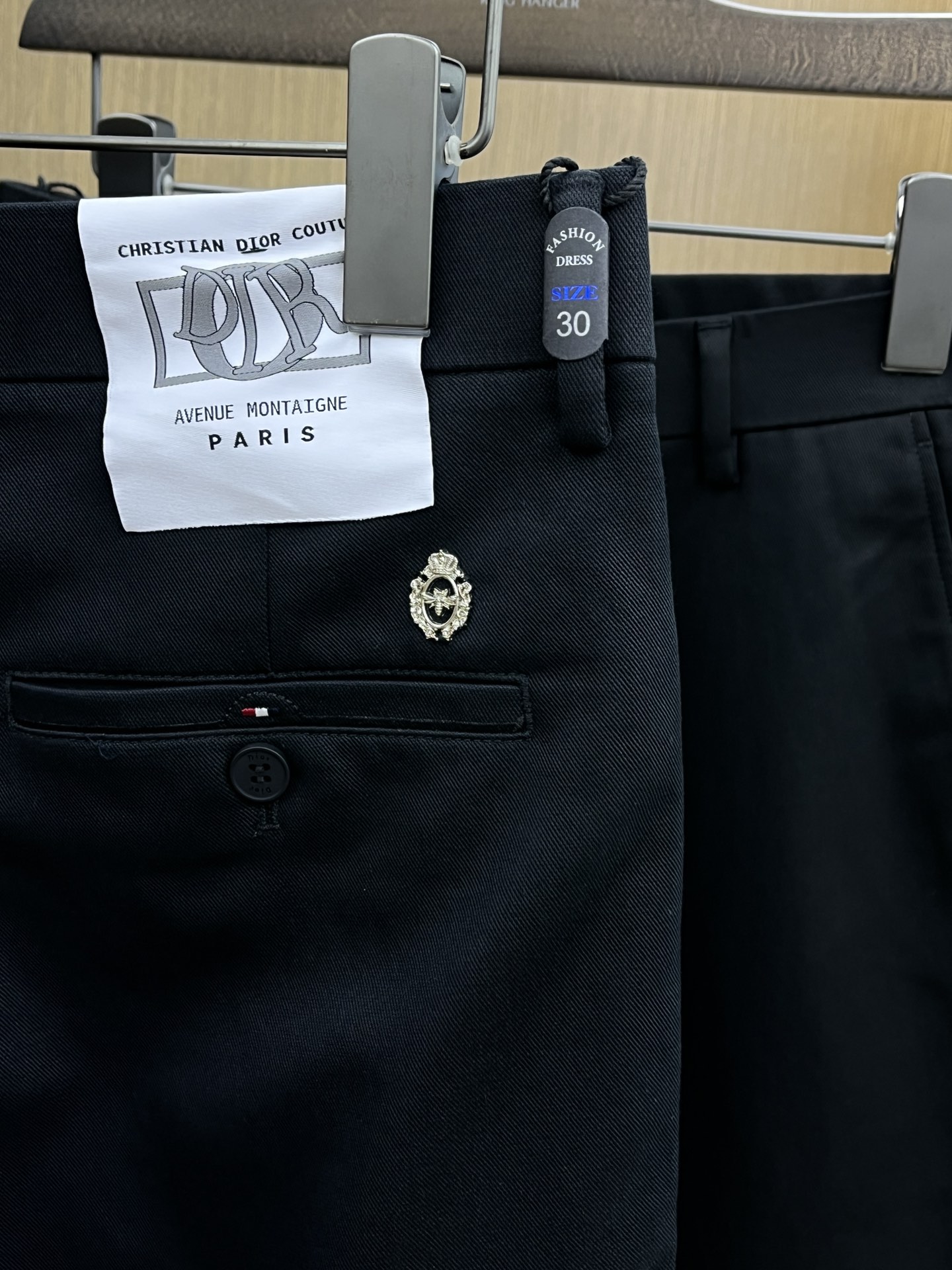 秋冬 CD 🔥🔥ss秋冬新品，官网同步有售，男士高端商务休闲西裤，高端进口面料，带弹力，后面采用硅胶字母