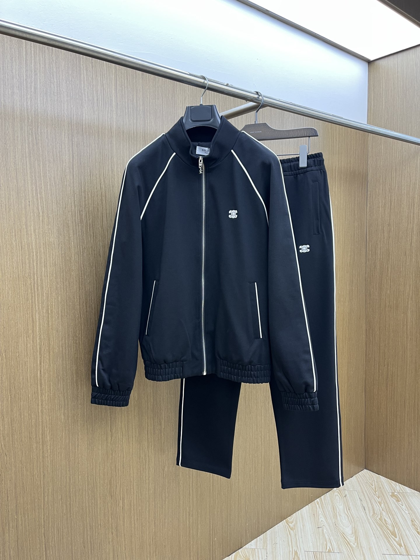 Celine Inspired Men’s Casual Tracksuit – Breathable & Comfortable