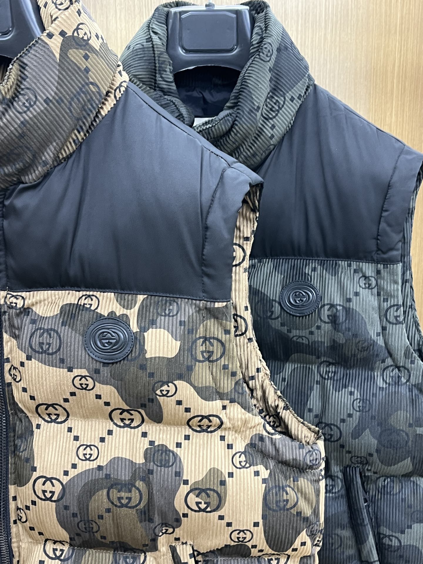 秋冬羽绒 guc 🔥Gw秋冬新款 上新G家羽绒马甲 进口面料 定制五金 简约时尚 适配商务、休闲等多种场