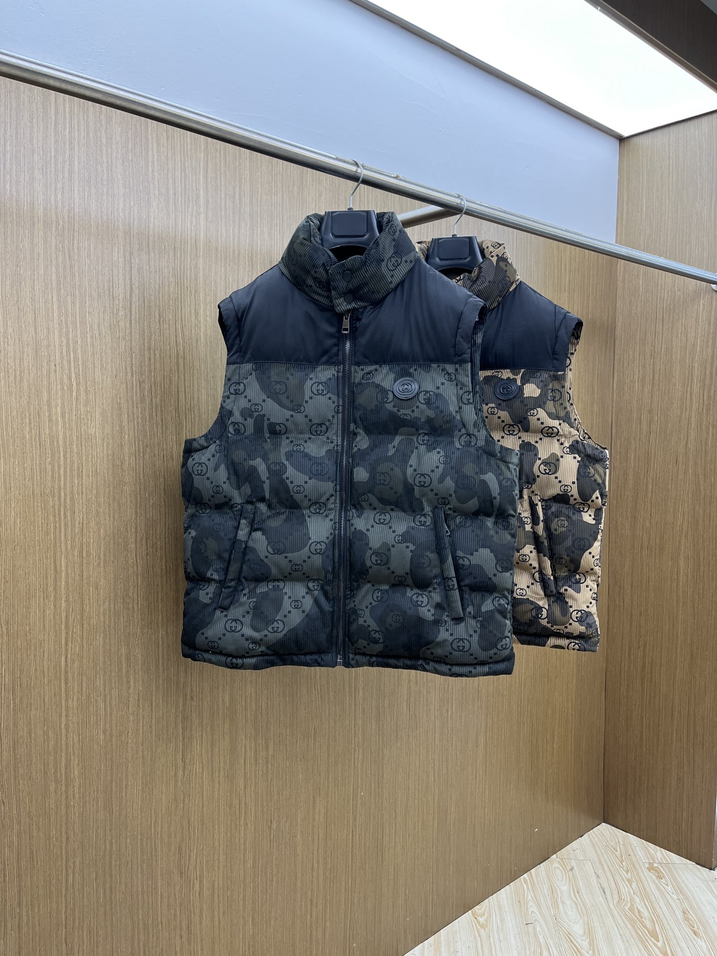 秋冬羽绒 guc 🔥Gw秋冬新款 上新G家羽绒马甲 进口面料 定制五金 简约时尚 适配商务、休闲等多种场