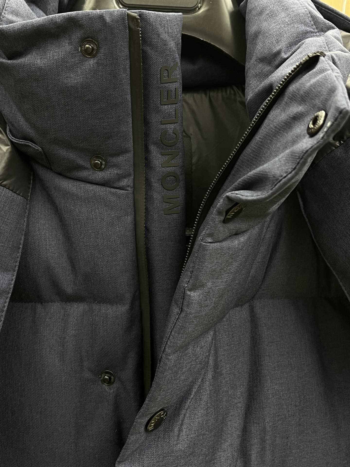 秋冬羽绒 Mon 🔥🔥Gw秋冬新款🆕羽绒服 原版订制五金配件全进口原版定制 高端产品 绝对的高品质 采用