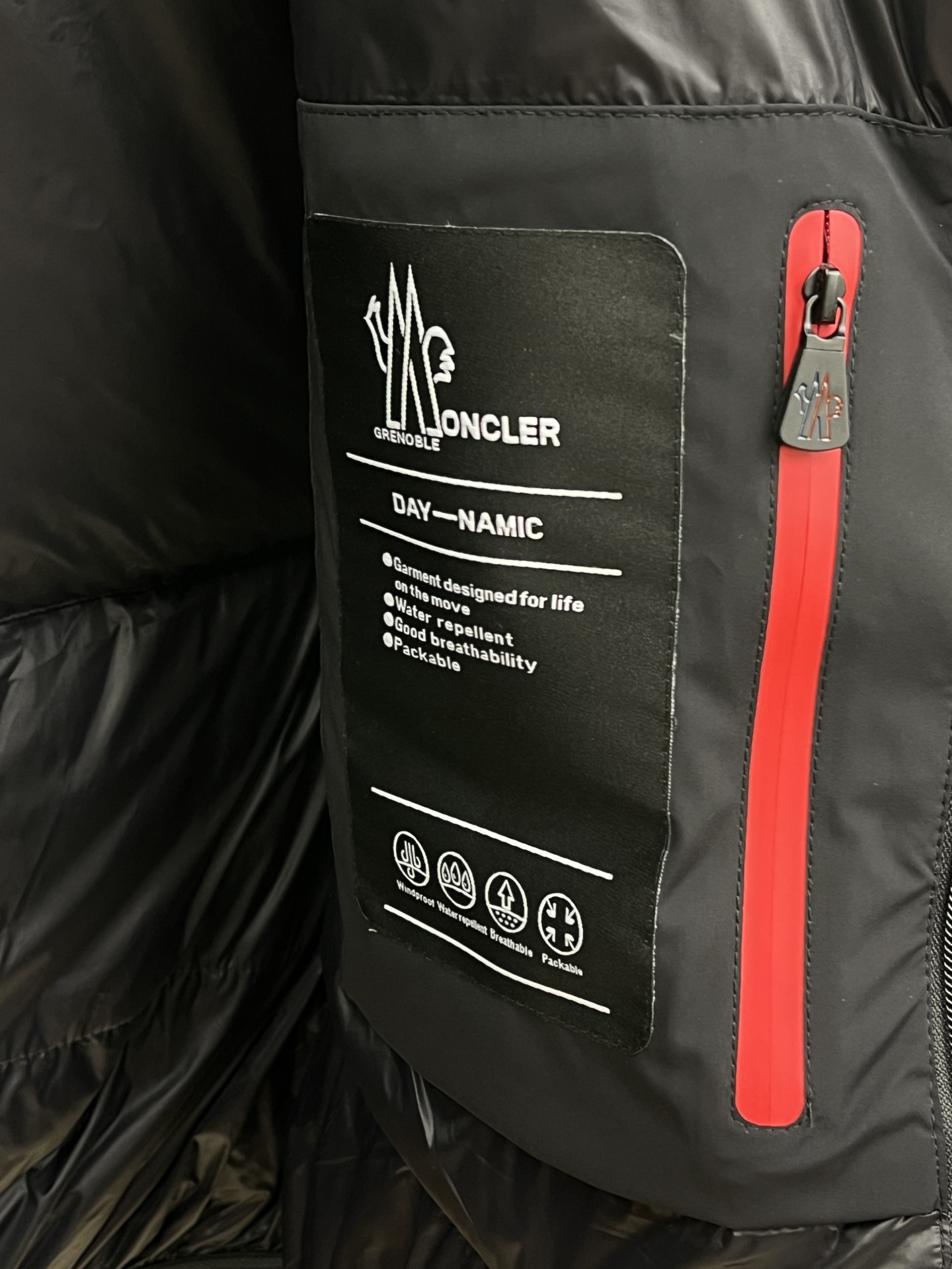 秋冬羽绒 Mon 🔥🔥Gw秋冬新款🆕羽绒服 原版订制五金配件全进口原版定制 高端产品 绝对的高品质 采用