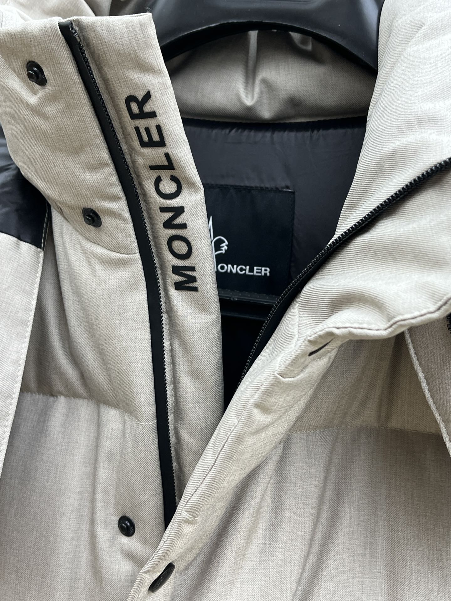 秋冬羽绒 Mon 🔥🔥Gw秋冬新款🆕羽绒服 原版订制五金配件全进口原版定制 高端产品 绝对的高品质 采用