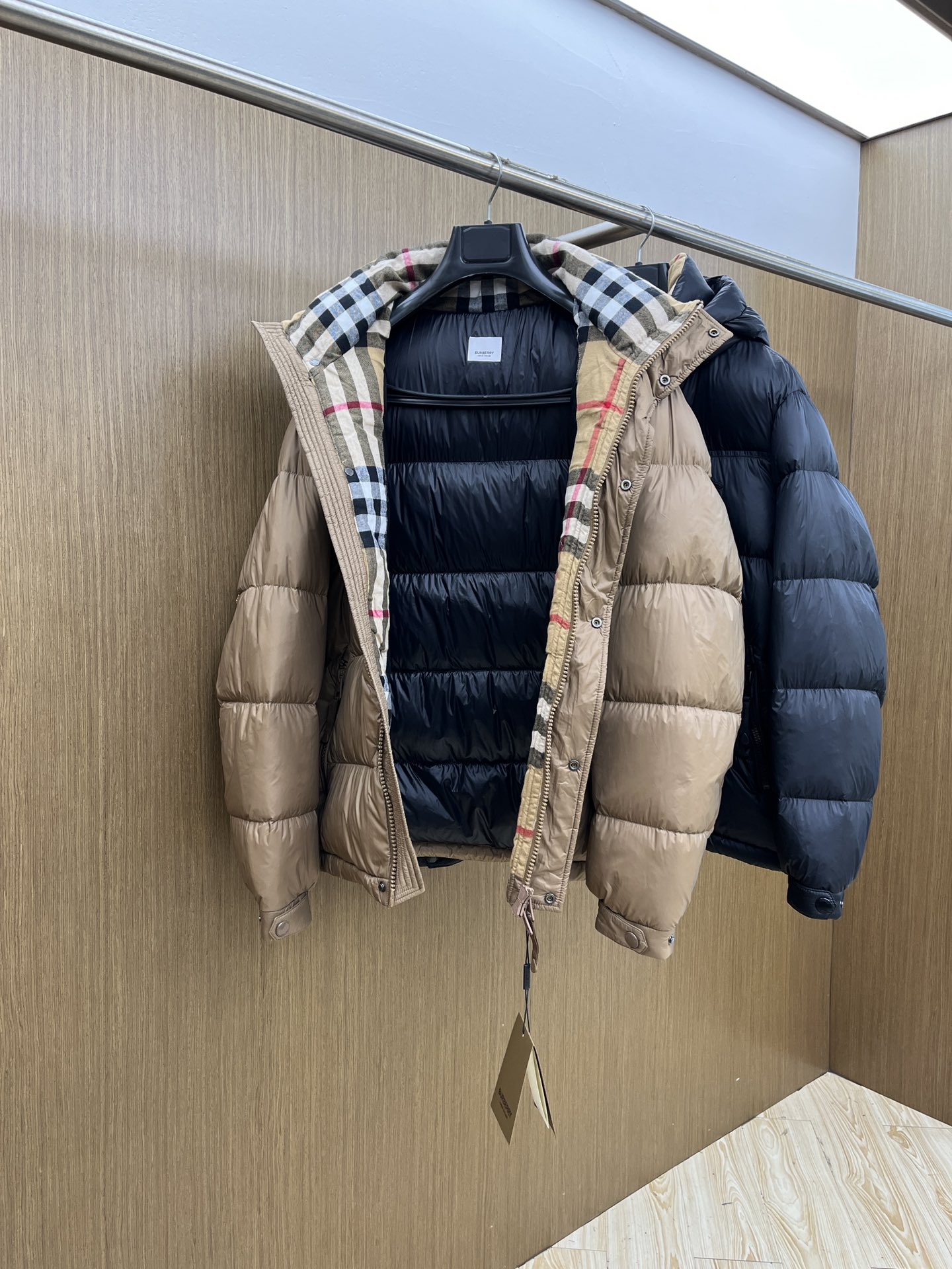 秋冬羽绒 BBR 🔥🔥Gw秋冬新款🆕羽绒服 原版订制五金配件全进口原版定制 高端产品 绝对的高品质 采用