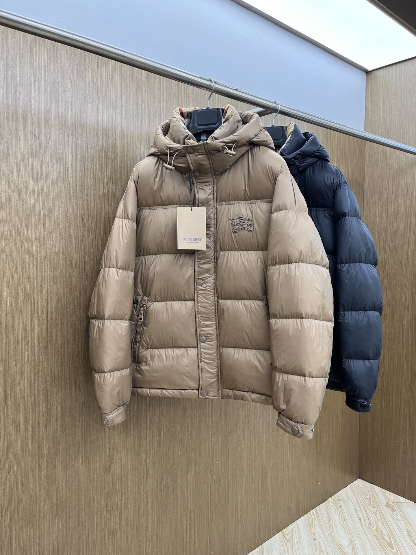 秋冬羽绒 BBR 🔥🔥Gw秋冬新款🆕羽绒服 原版订制五金配件全进口原版定制 高端产品 绝对的高品质 采用