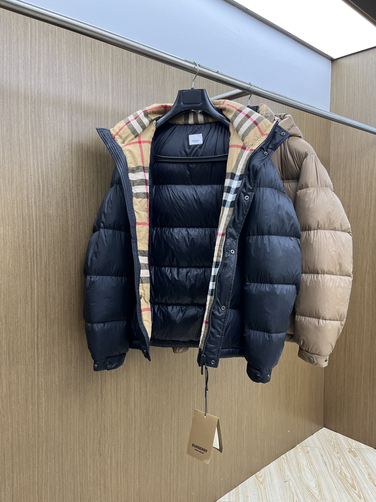 秋冬羽绒 BBR 🔥🔥Gw秋冬新款🆕羽绒服 原版订制五金配件全进口原版定制 高端产品 绝对的高品质 采用