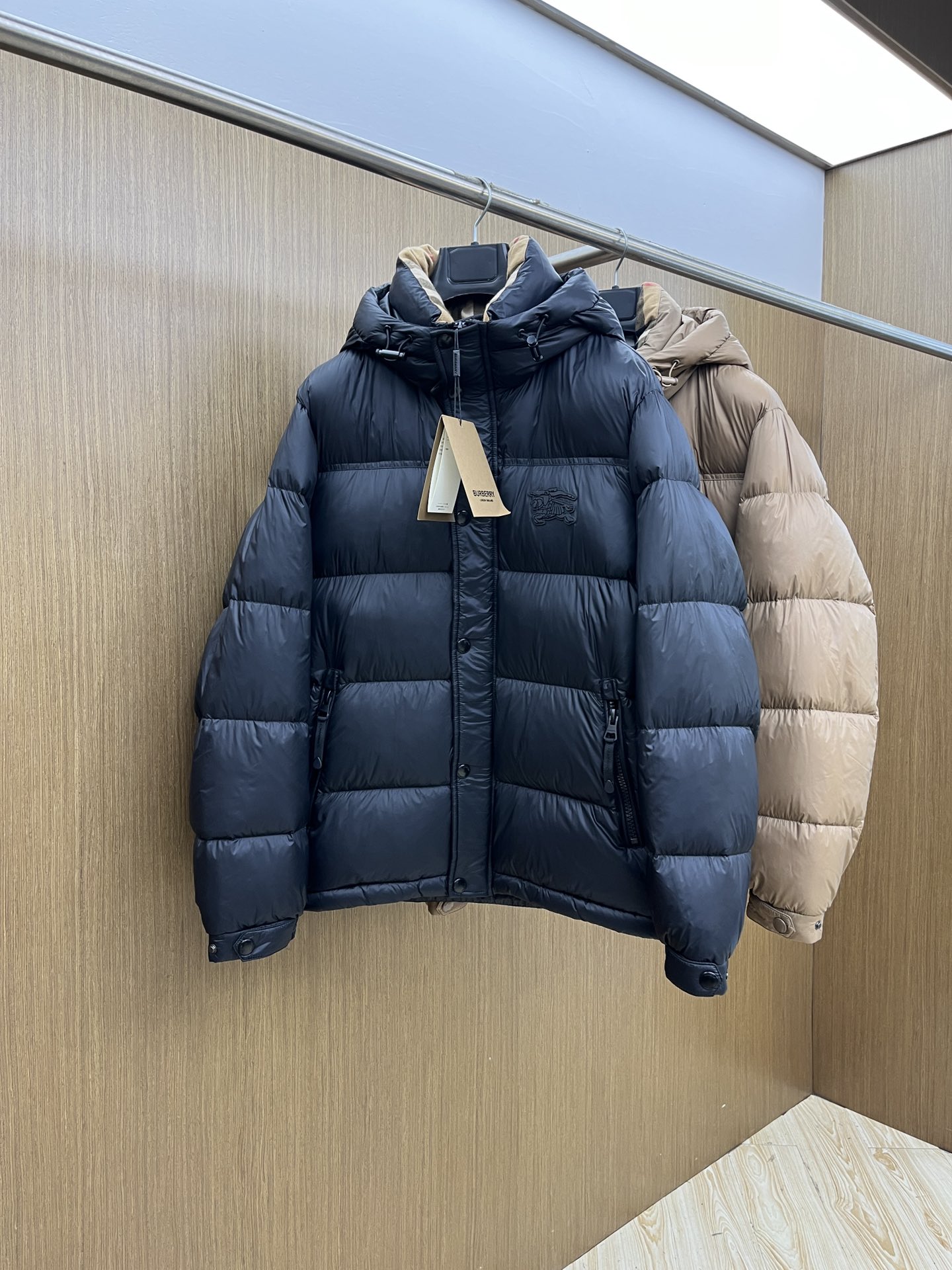 秋冬羽绒 BBR 🔥🔥Gw秋冬新款🆕羽绒服 原版订制五金配件全进口原版定制 高端产品 绝对的高品质 采用