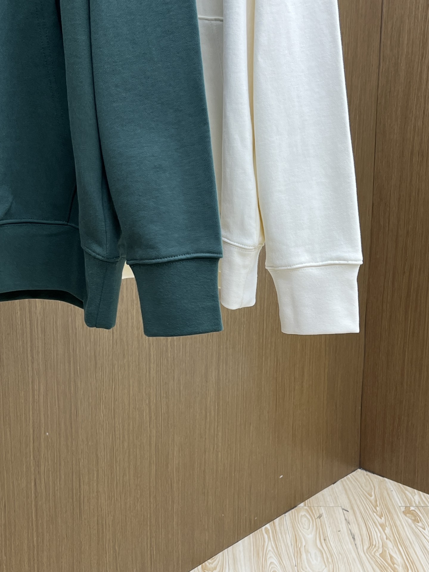 秋冬 Celine 🔥FW早秋新款宽版连帽卫衣，男女同款！独特吸引人的眼球，这一款连帽卫衣品相品质都在线