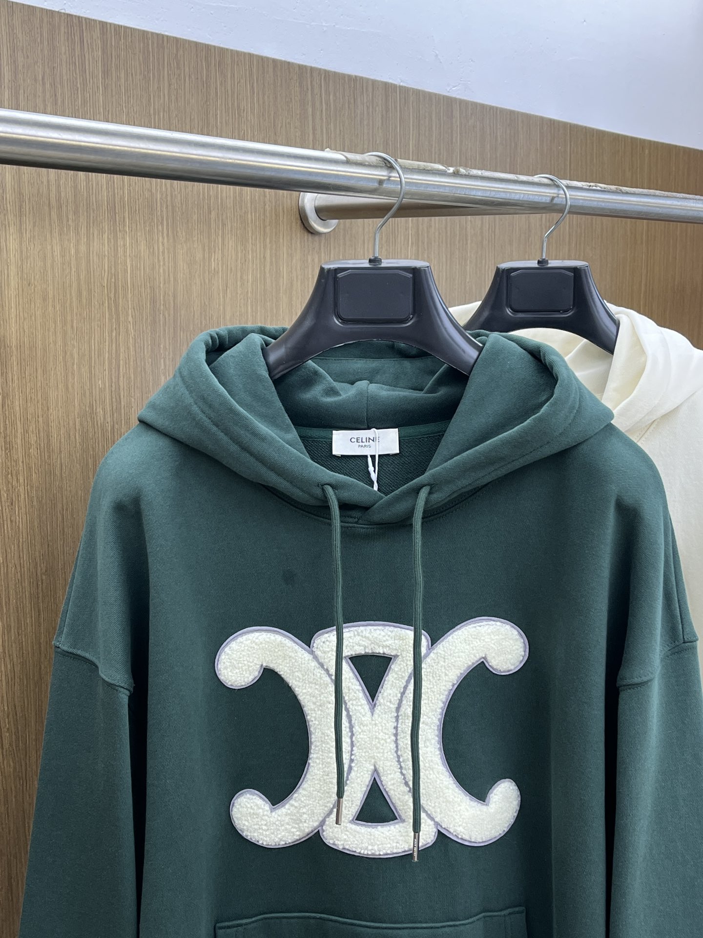秋冬 Celine 🔥FW早秋新款宽版连帽卫衣，男女同款！独特吸引人的眼球，这一款连帽卫衣品相品质都在线