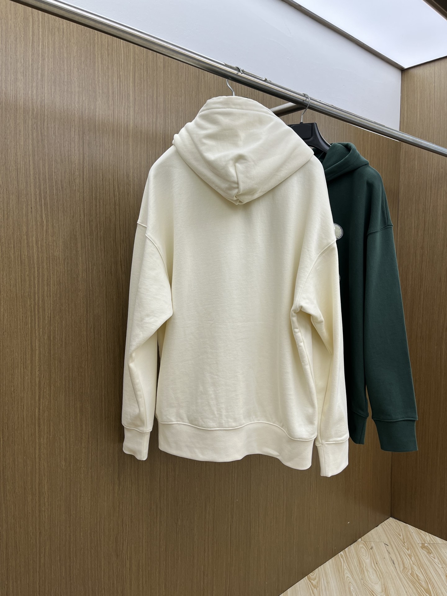 秋冬 Celine 🔥FW早秋新款宽版连帽卫衣，男女同款！独特吸引人的眼球，这一款连帽卫衣品相品质都在线