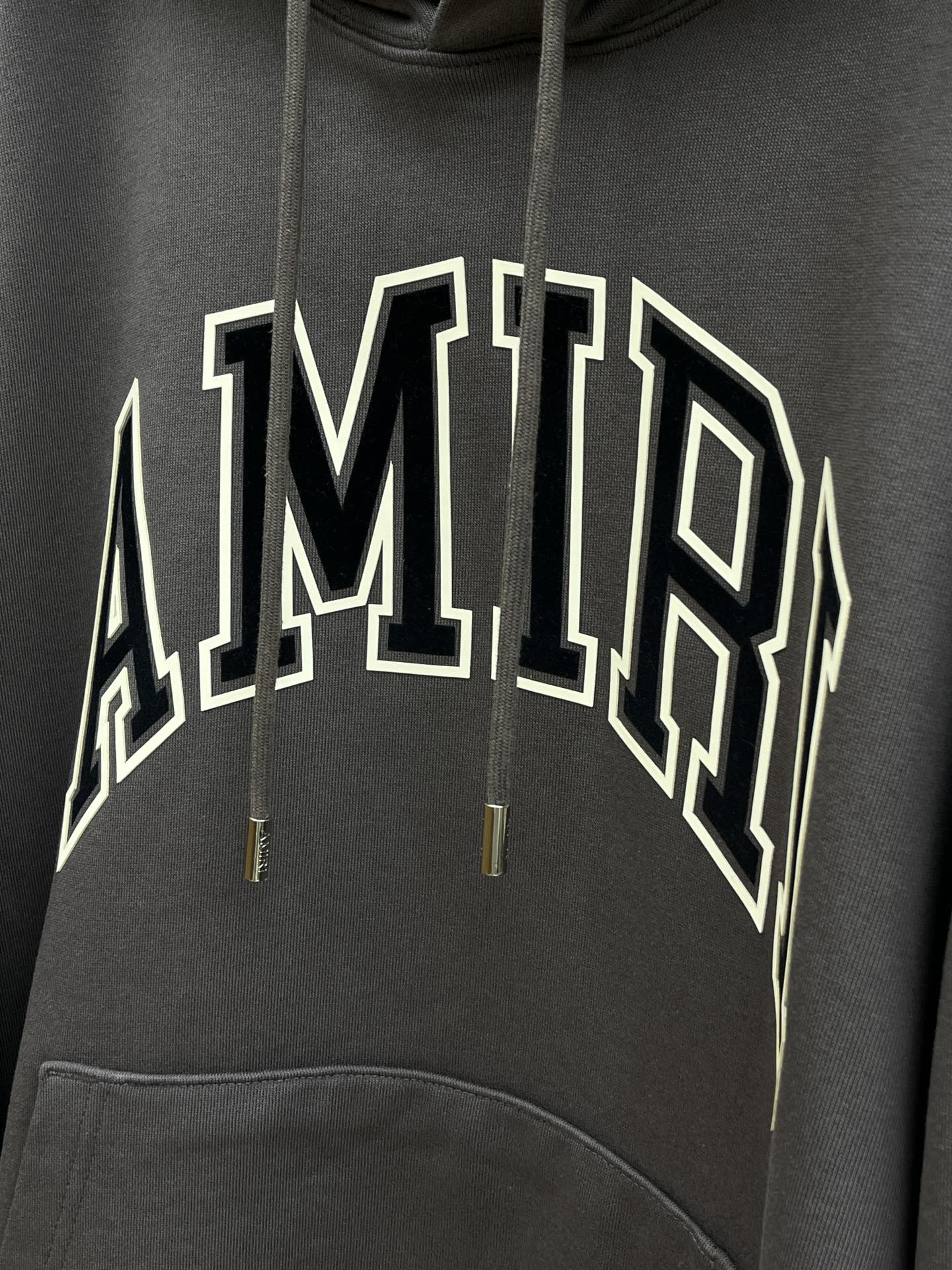 秋冬 AMIRI 🔥FW早秋新款宽版连帽卫衣，男女同款！独特吸引人的眼球，这一款连帽卫衣品相品质都在线，