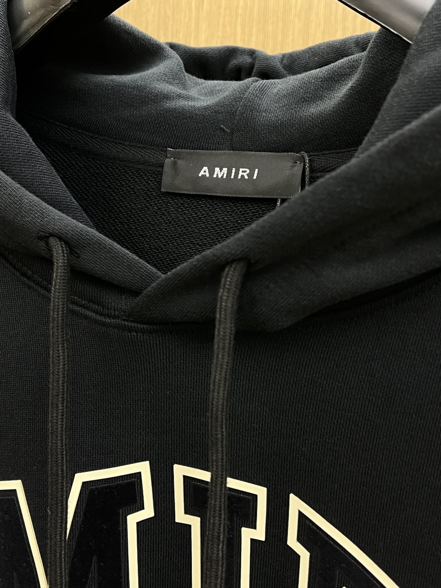 秋冬 AMIRI 🔥FW早秋新款宽版连帽卫衣，男女同款！独特吸引人的眼球，这一款连帽卫衣品相品质都在线，