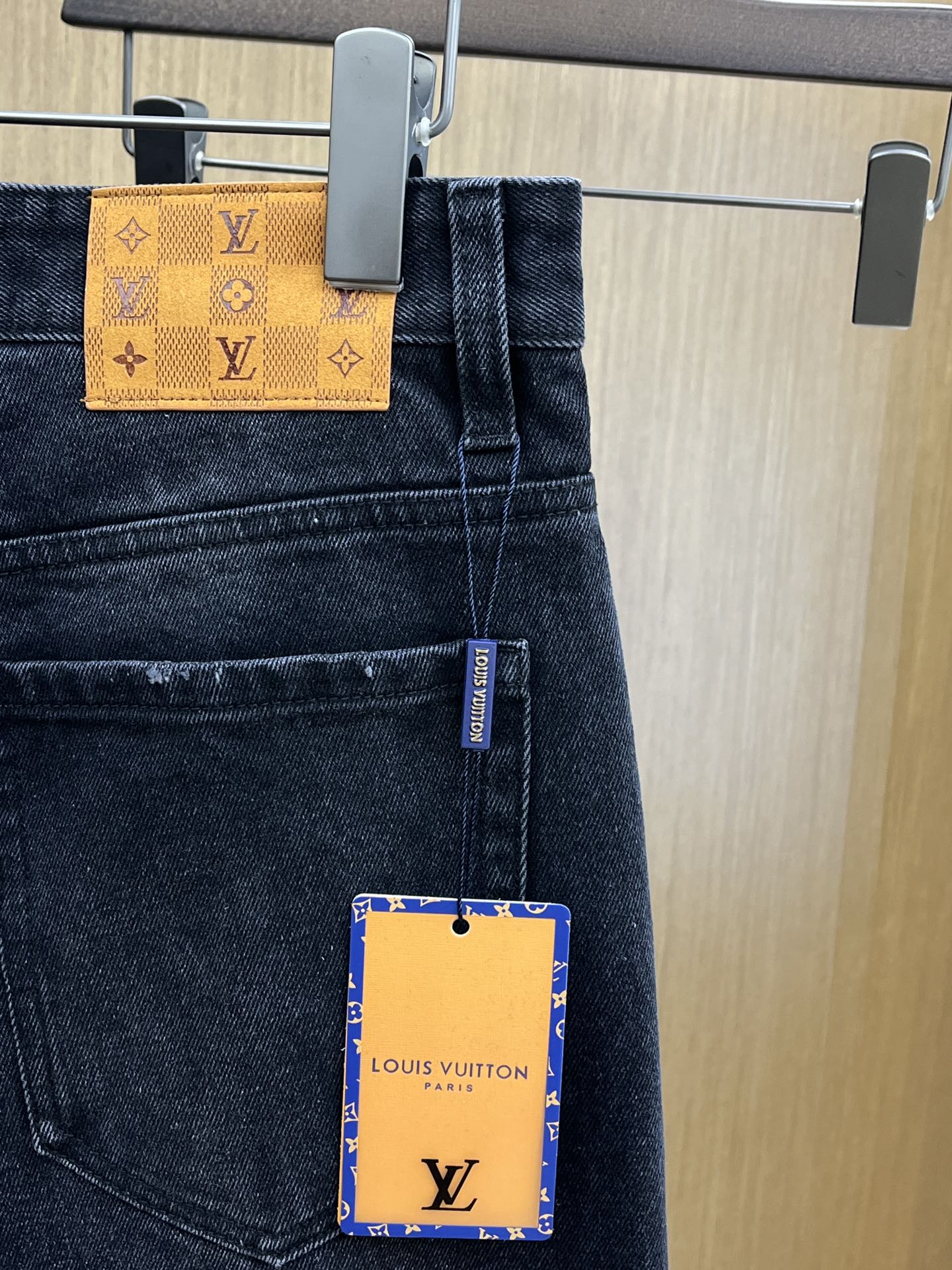 春夏 LV 🔥🔥高端定制、2026春夏最新款微阔牛仔裤 柜台同步发售 原版定制复刻 客供五金辅料 原单品