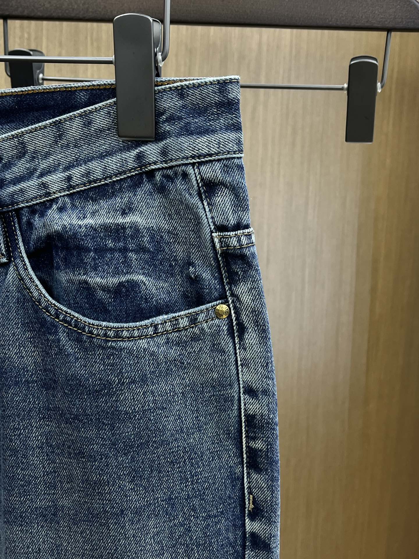 春夏 LV 🔥🔥高端定制、2026春夏最新款微阔牛仔裤 柜台同步发售 原版定制复刻 客供五金辅料 原单品