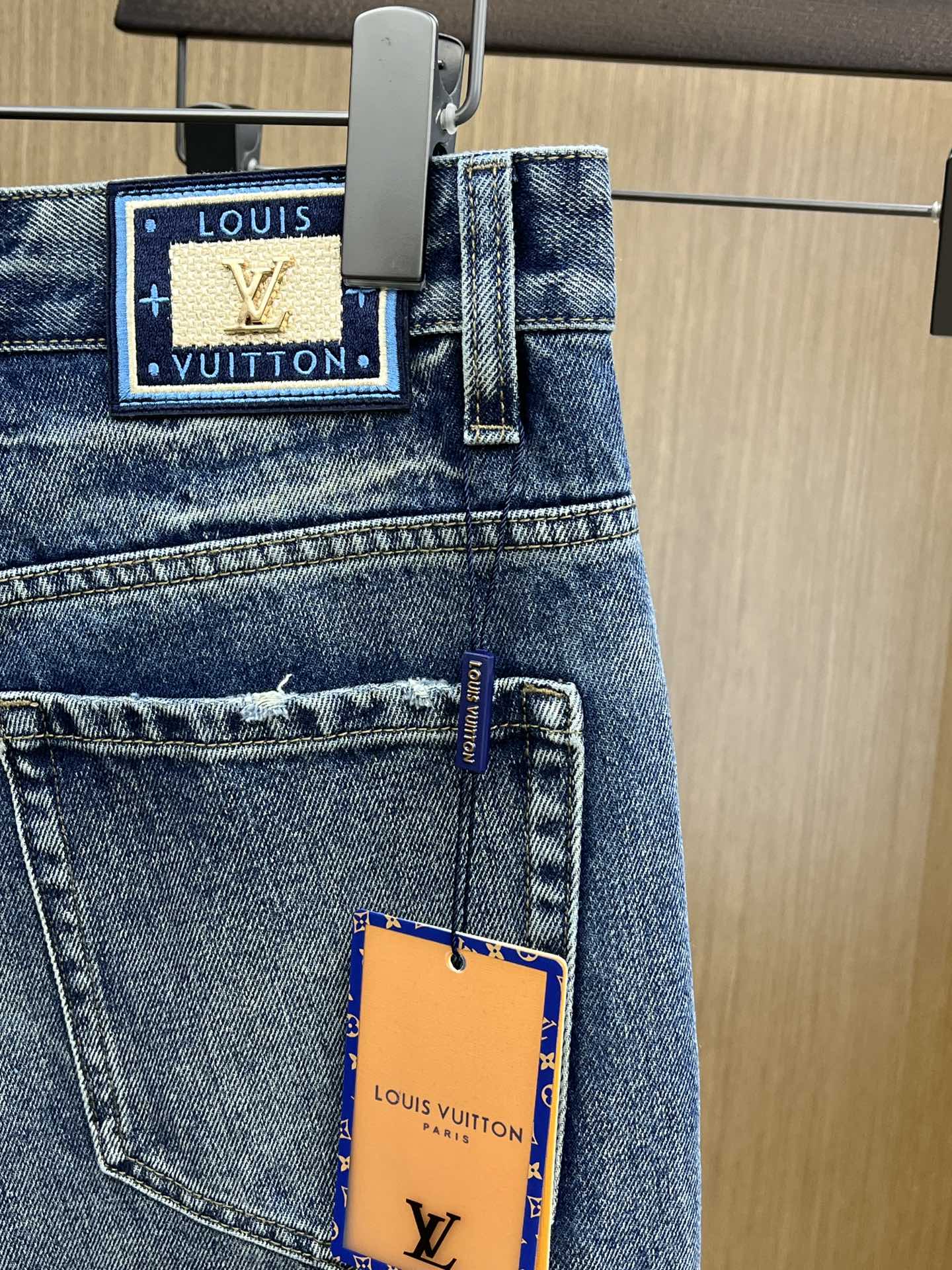 春夏 LV 🔥🔥高端定制、2026春夏最新款微阔牛仔裤 柜台同步发售 原版定制复刻 客供五金辅料 原单品