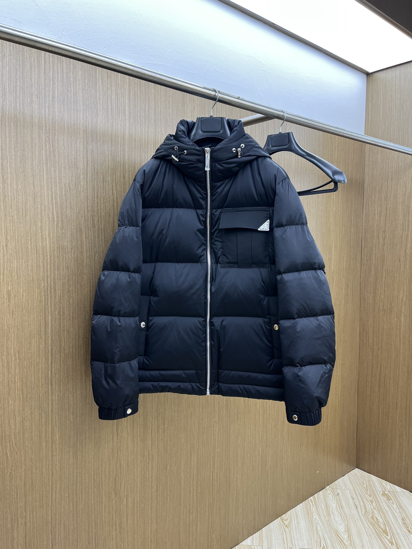 秋冬羽绒 PD 羽绒服 2025最新款时尚款羽绒连帽外套.（连帽不可拆卸）处处细节显工艺足够的高级 结构