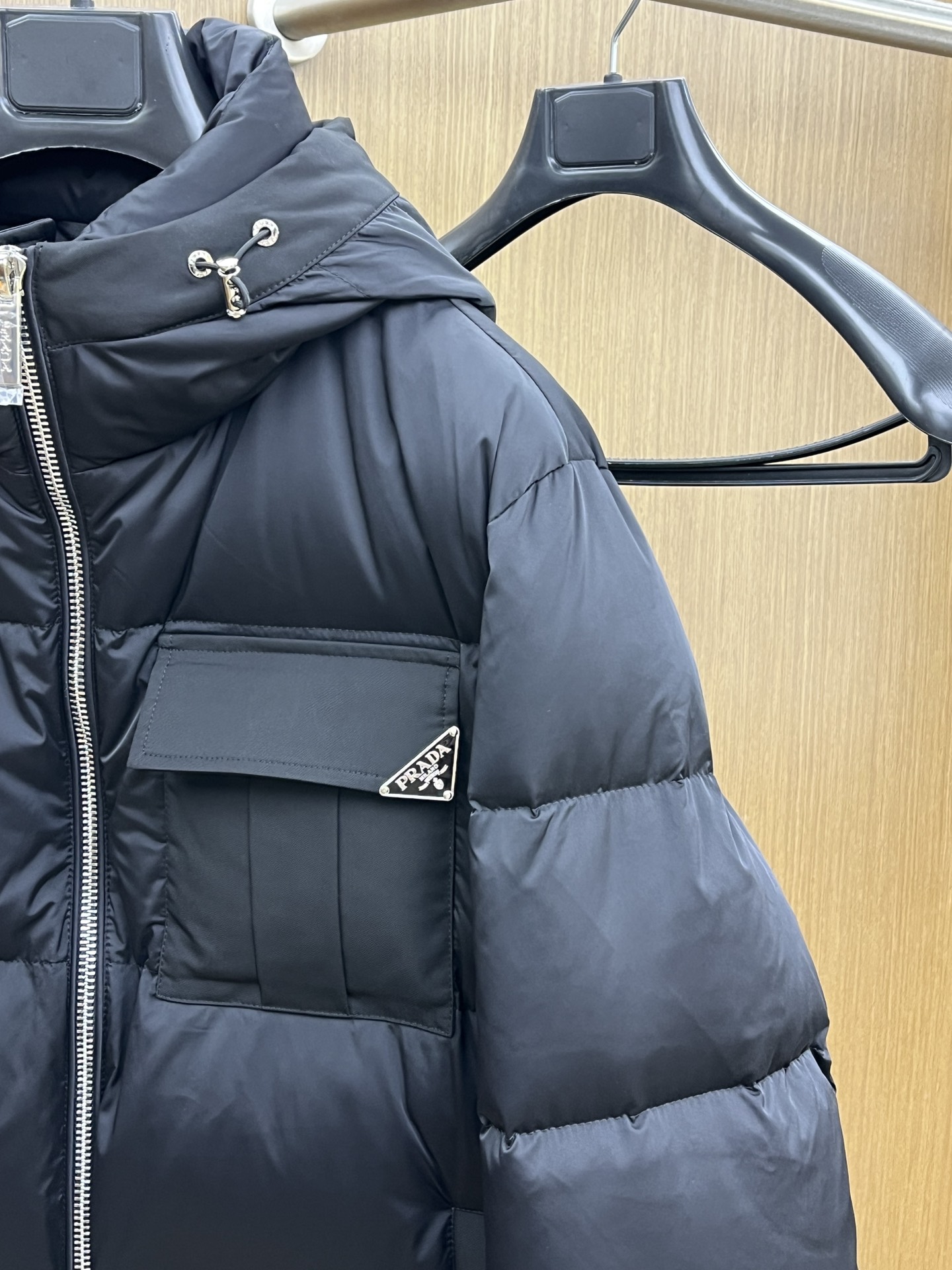 秋冬羽绒 PD 羽绒服 2025最新款时尚款羽绒连帽外套.（连帽不可拆卸）处处细节显工艺足够的高级 结构