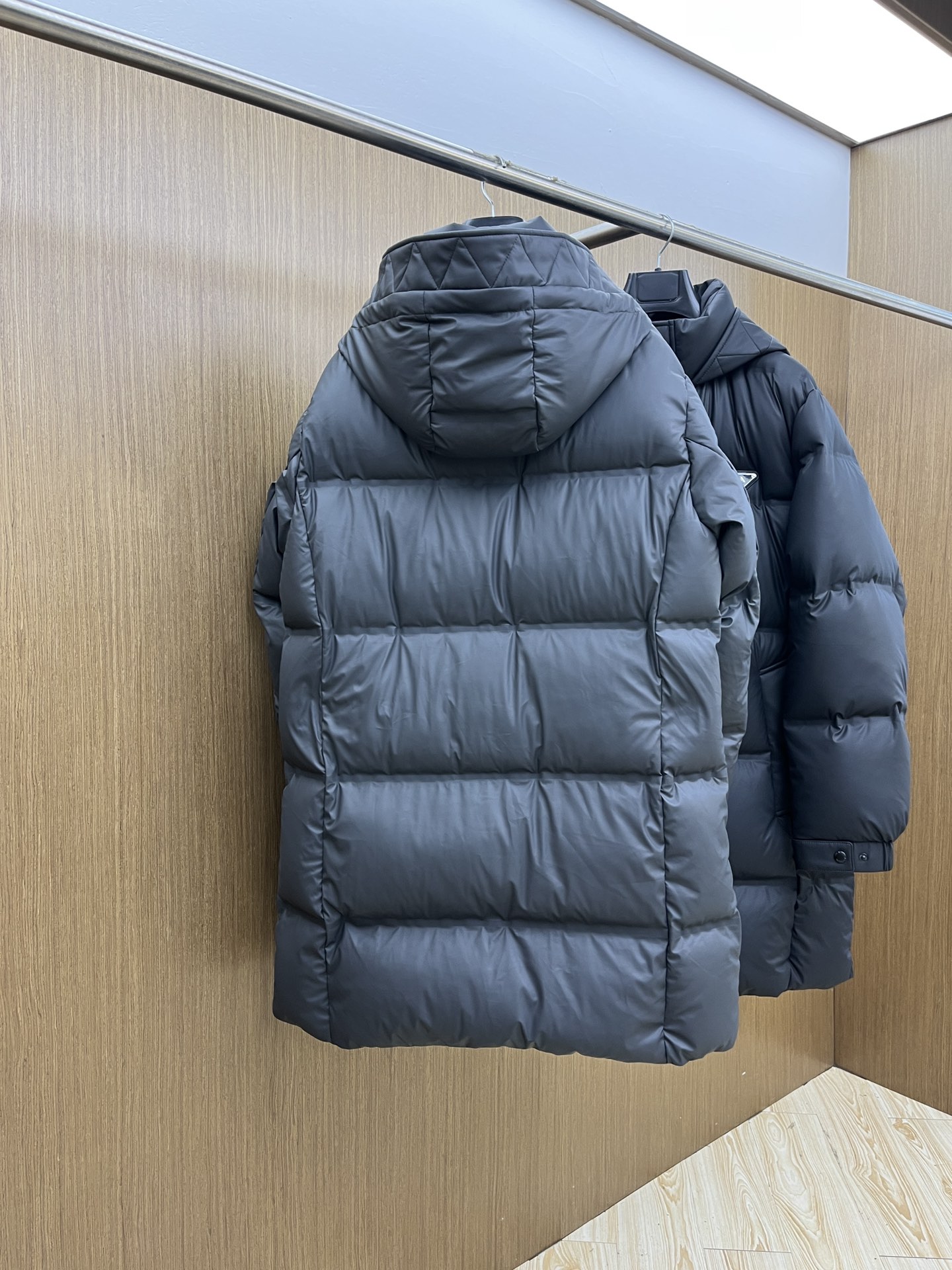 调价秋冬羽绒 PD 羽绒服 2025最新款时尚款羽绒连帽中长款外套.（连帽不可拆卸）处处细节显工艺足够的