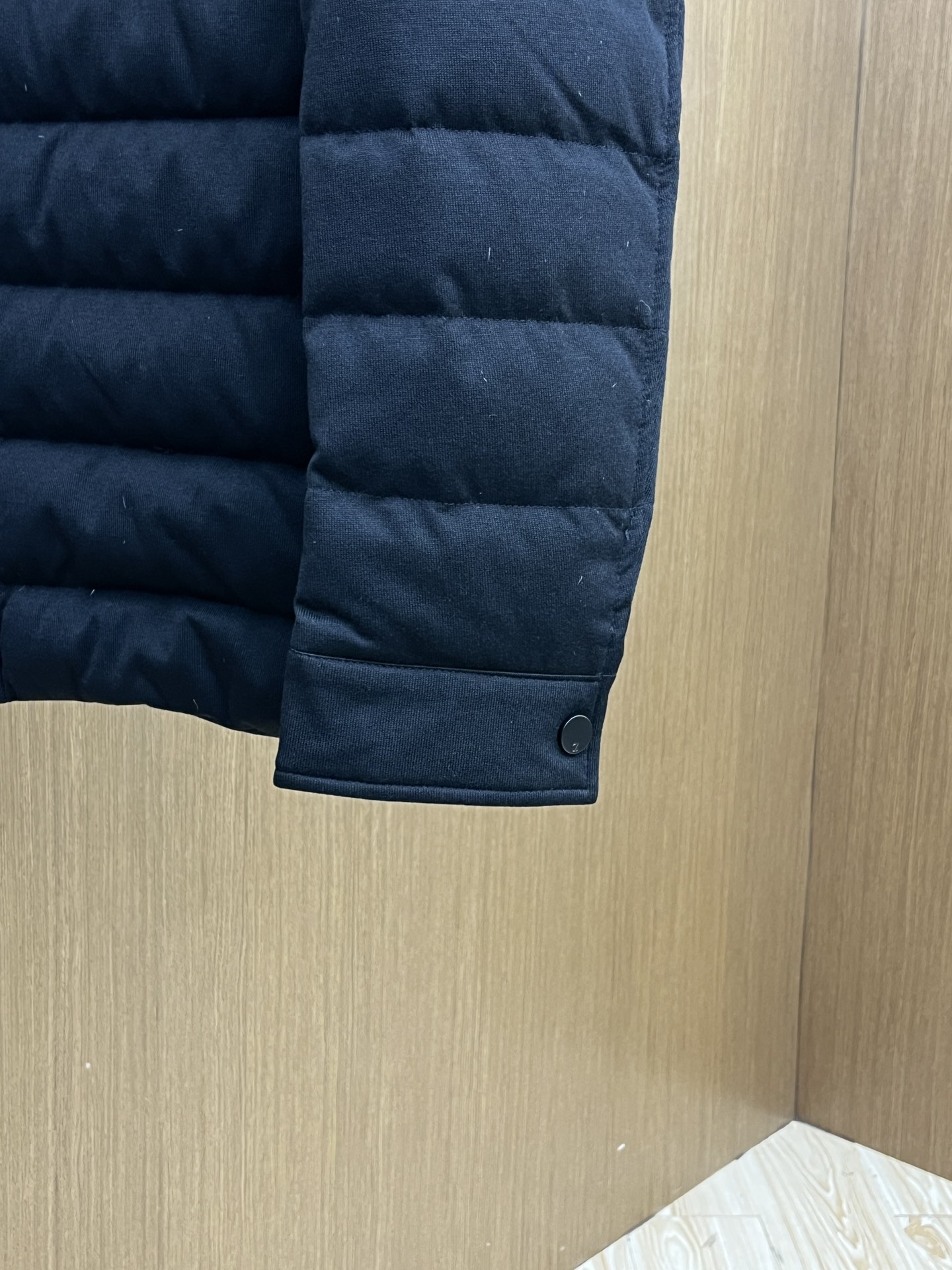 秋冬羽绒 ZZ 羽绒服 2025最新款时尚款羽绒翻领外套.处处细节显工艺足够的高级 结构性剪裁的设计改变