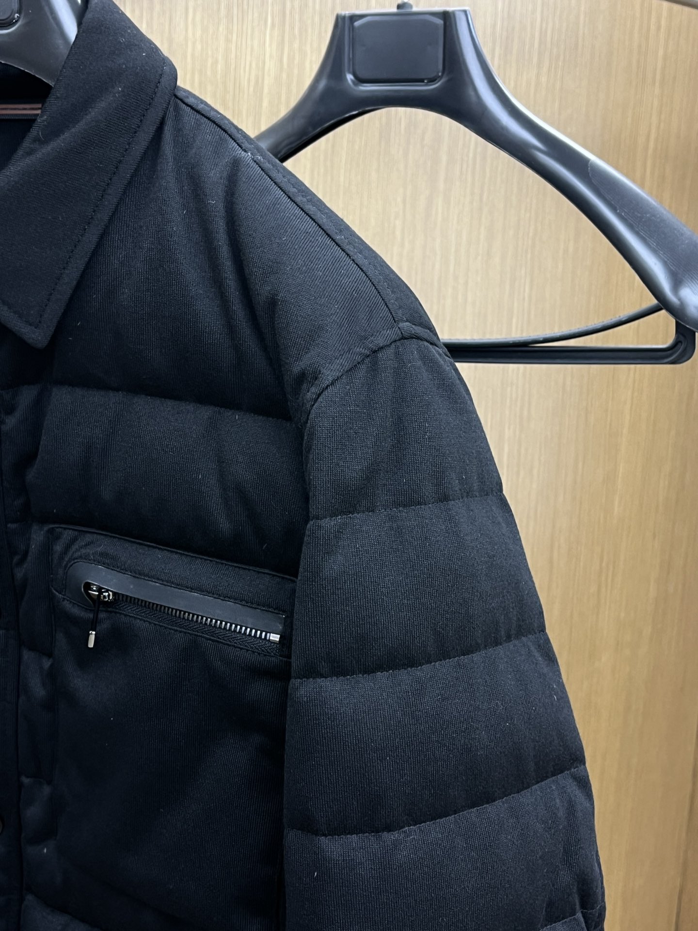 秋冬羽绒 ZZ 羽绒服 2025最新款时尚款羽绒翻领外套.处处细节显工艺足够的高级 结构性剪裁的设计改变