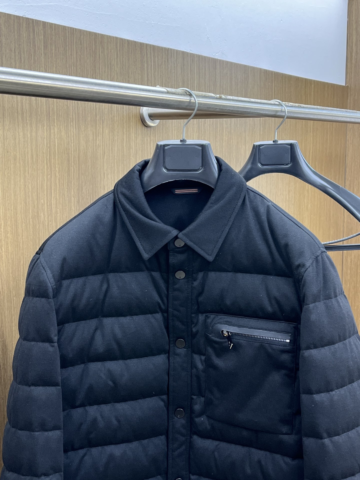 秋冬羽绒 ZZ 羽绒服 2025最新款时尚款羽绒翻领外套.处处细节显工艺足够的高级 结构性剪裁的设计改变