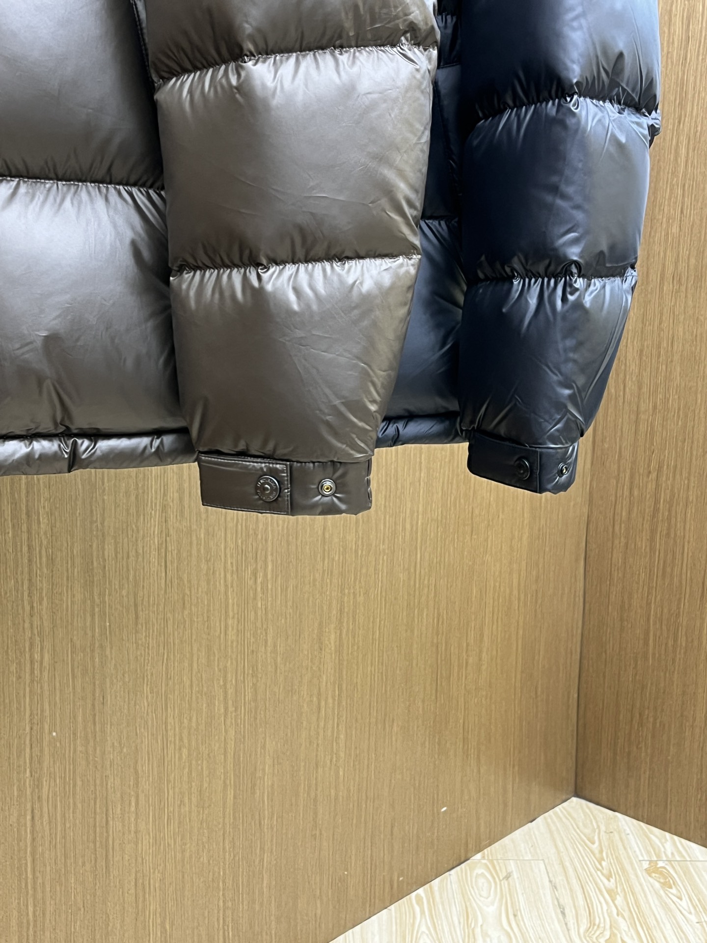 秋冬羽绒 FD 羽绒服 2025最新款时尚款羽绒连帽外套.（连帽不可拆卸）处处细节显工艺足够的高级 结构