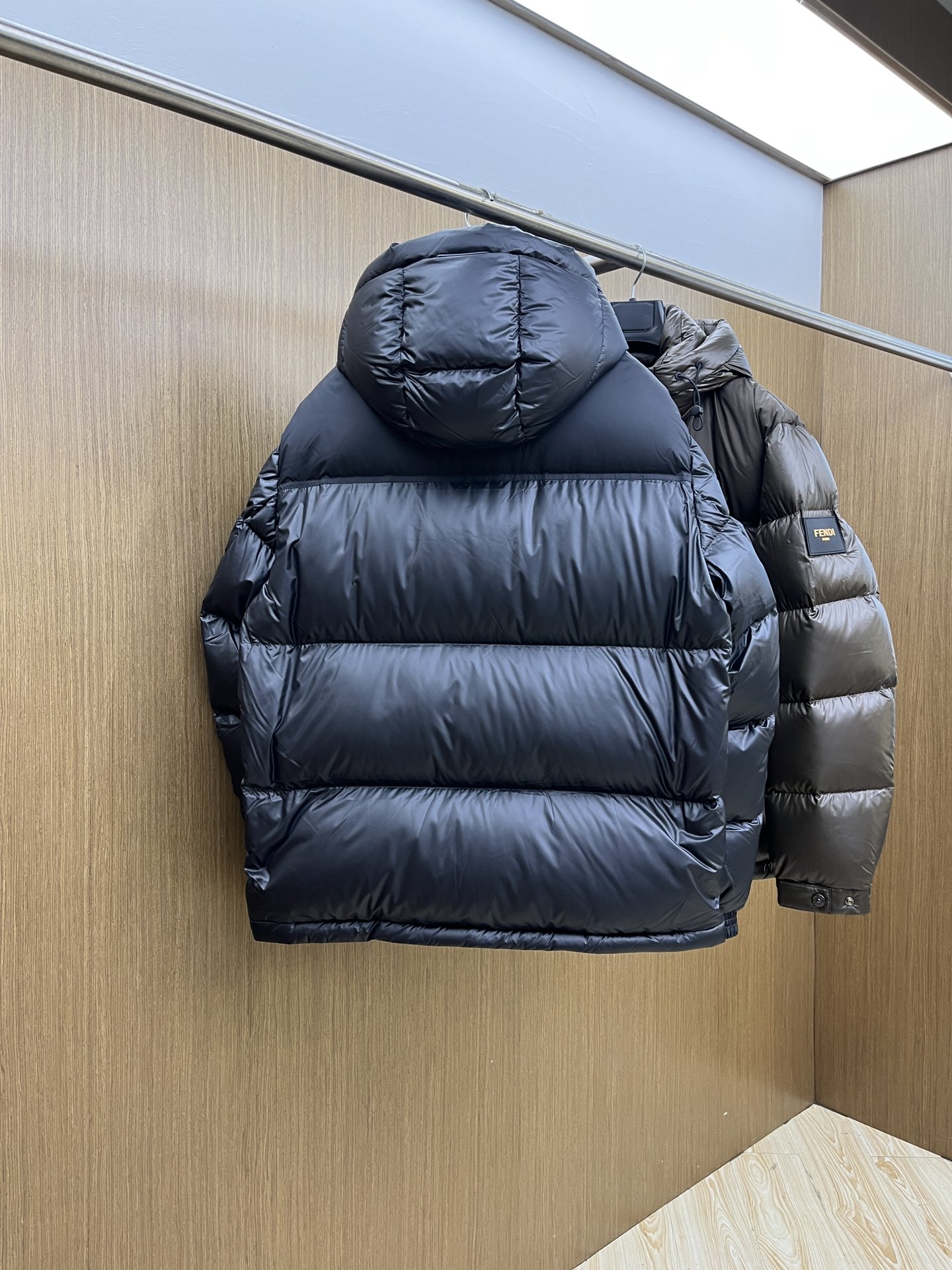 秋冬羽绒 FD 羽绒服 2025最新款时尚款羽绒连帽外套.（连帽不可拆卸）处处细节显工艺足够的高级 结构