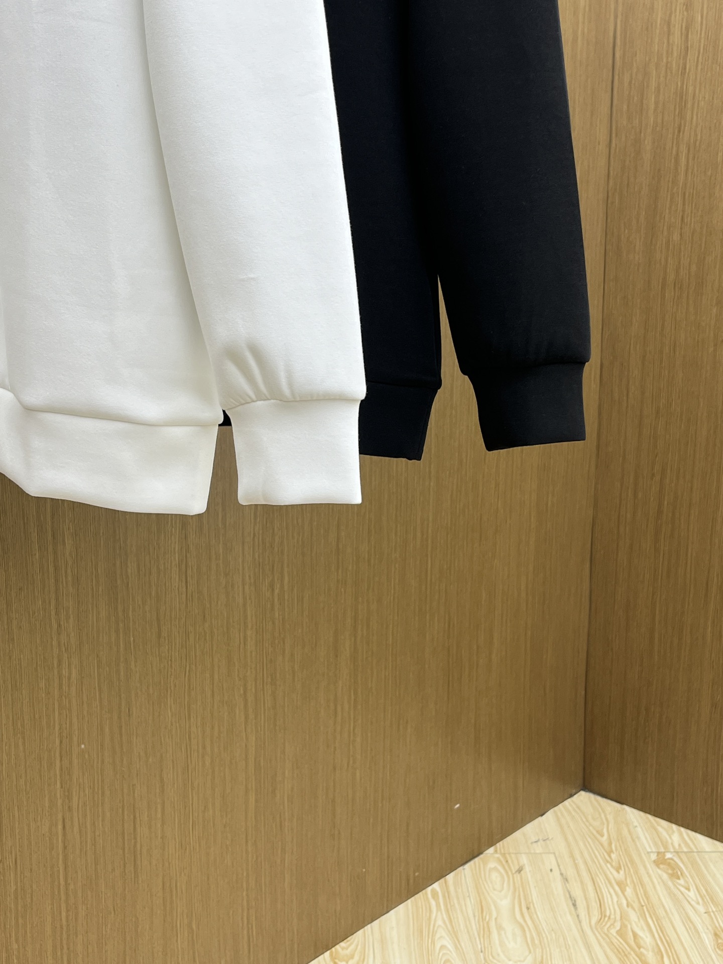 秋冬 LOe 🔥FW秋冬新款印花圆领毛圈卫衣采用高端大牌面料380克毛圈高克重 独家定制客供 品质高端 