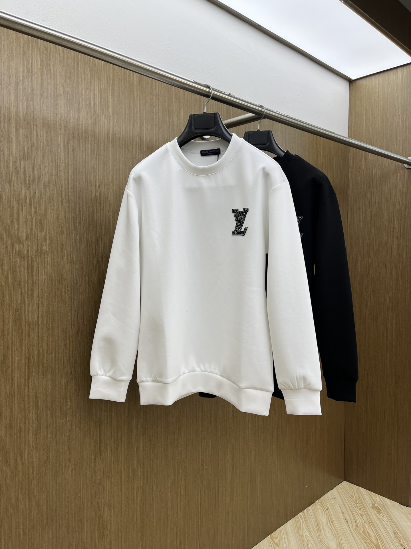 秋冬 LV 🔥FW秋冬新款印花圆领毛圈卫衣采用高端大牌面料380克毛圈高克重 独家定制客供 品质高端 男