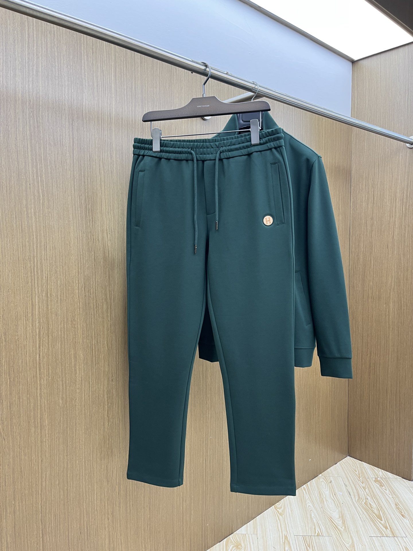 Men's Cotton Blend Tracksuit Set - Comfortable, Breathable, and Stylish 8 i1761602492 6761 7