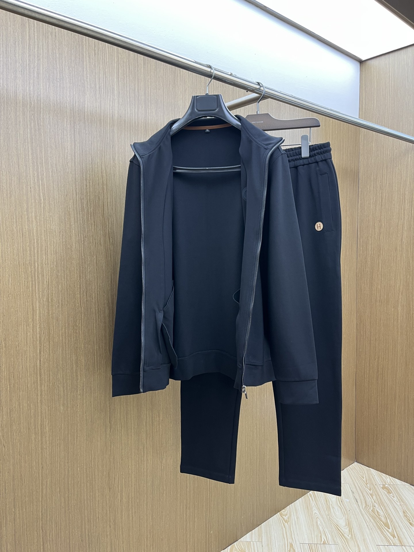 Men's Cotton Blend Tracksuit - Comfortable, Breathable, and Stylish 6 i1761602584 3051 0