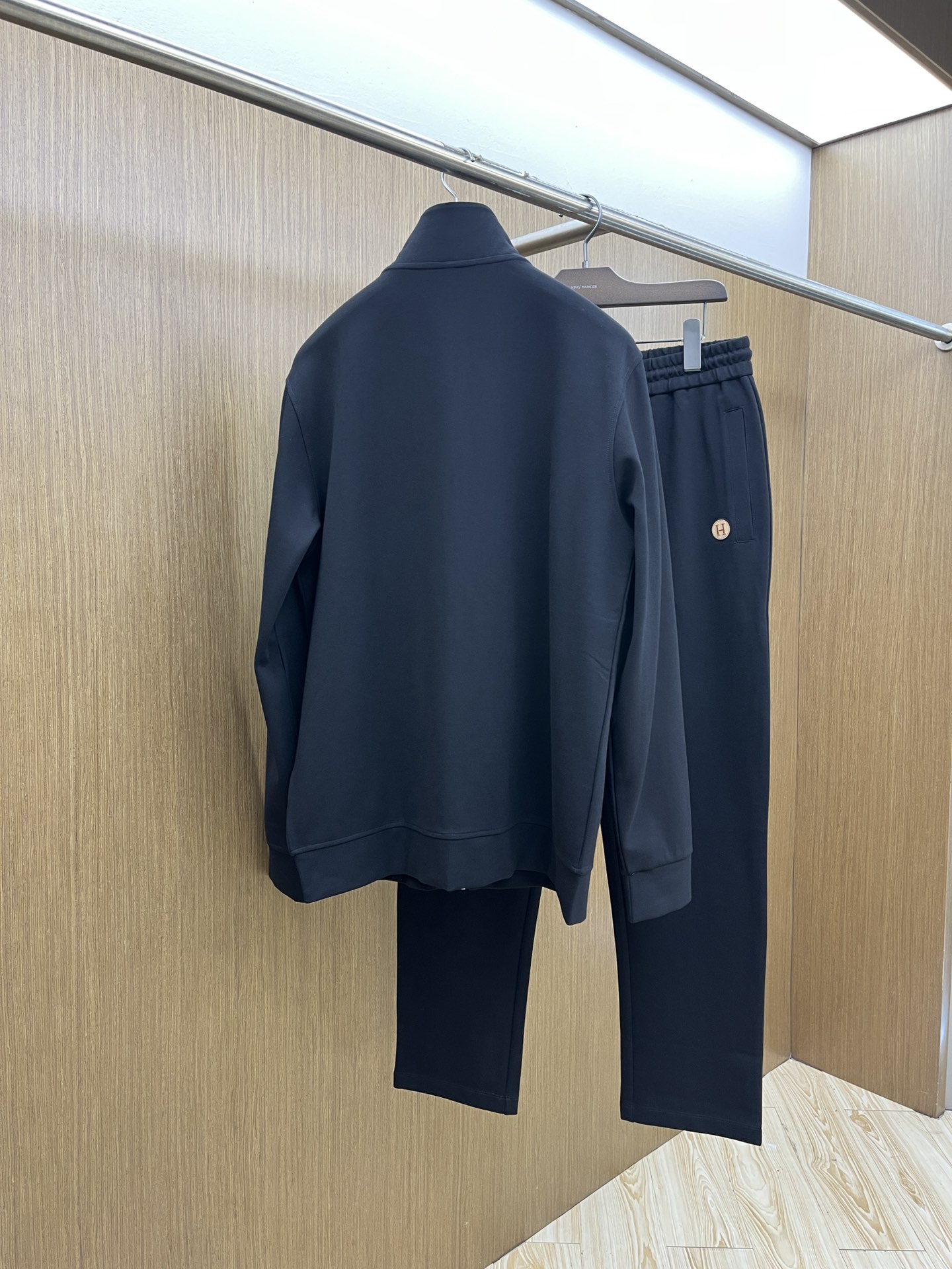 Men's Cotton Blend Tracksuit - Comfortable, Breathable, and Stylish 7 i1761602585 9010 7