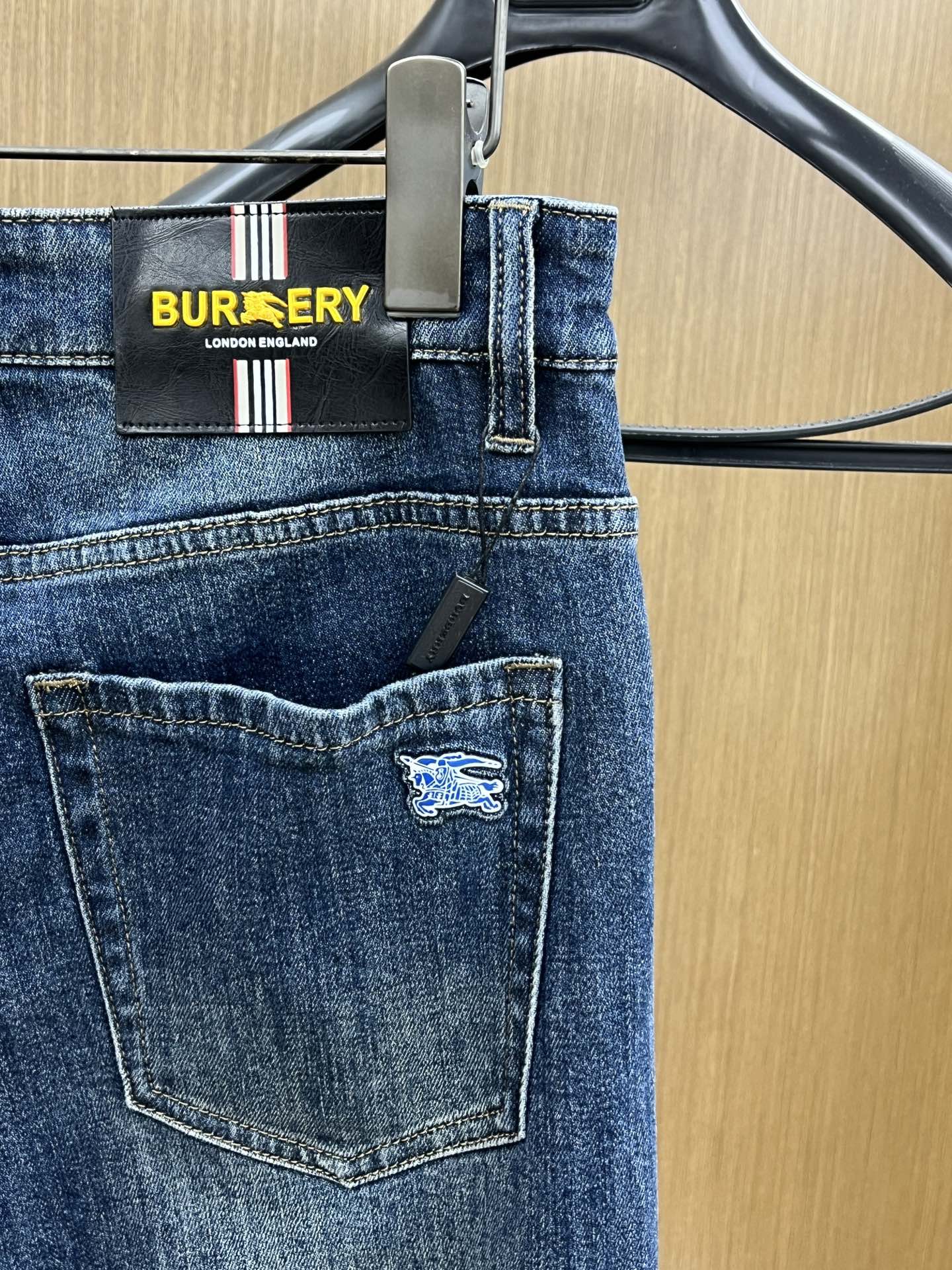 秋冬 BBR 🔥🔥高端定制、25SS秋冬最新款牛仔裤 柜台同步发售 进口固色面料 原版定制复刻 客供五金