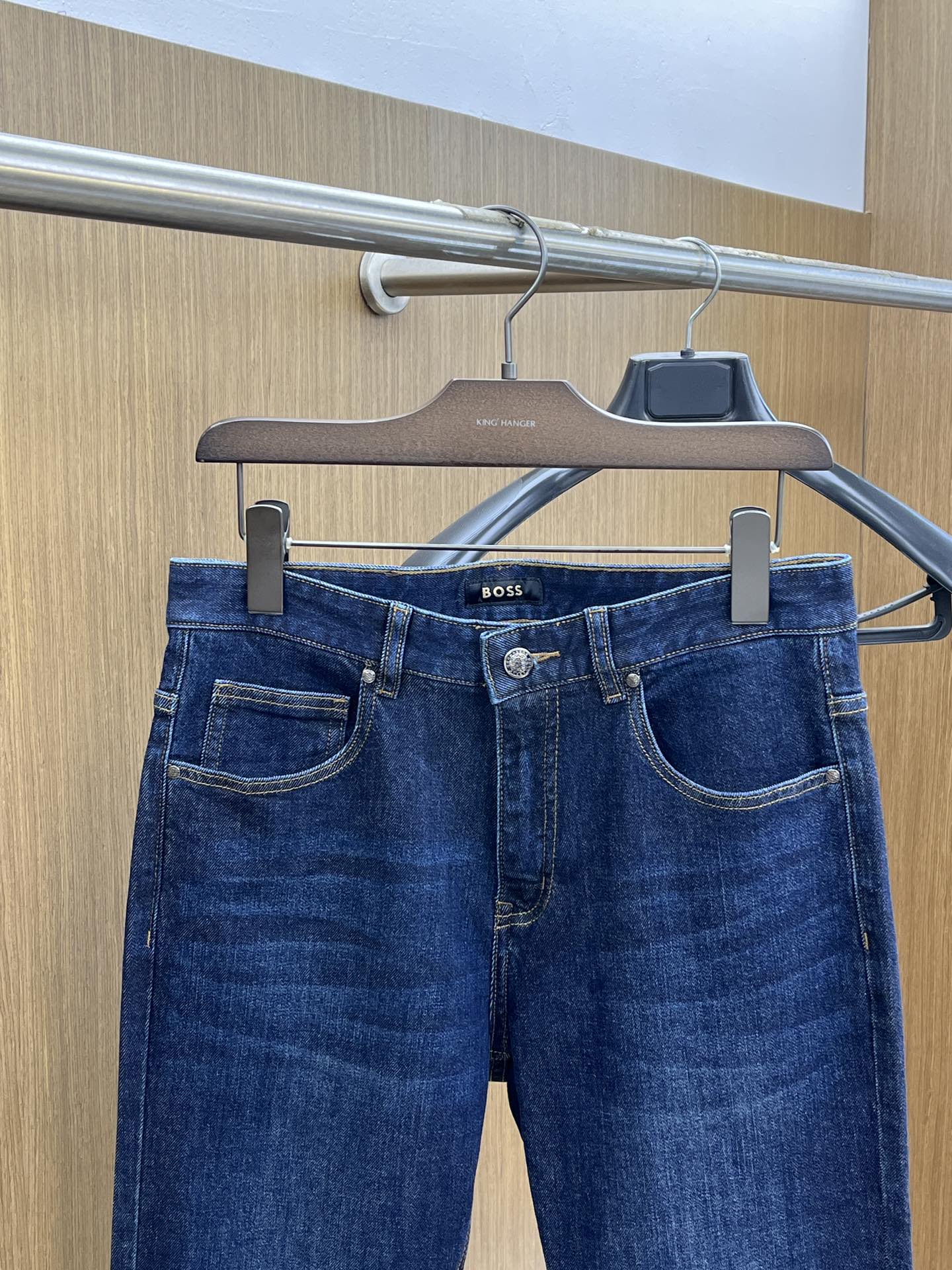 秋冬 Hugo 🔥🔥高端定制、25SS秋冬最新款牛仔裤 柜台同步发售 进口固色面料 原版定制复刻 客供五